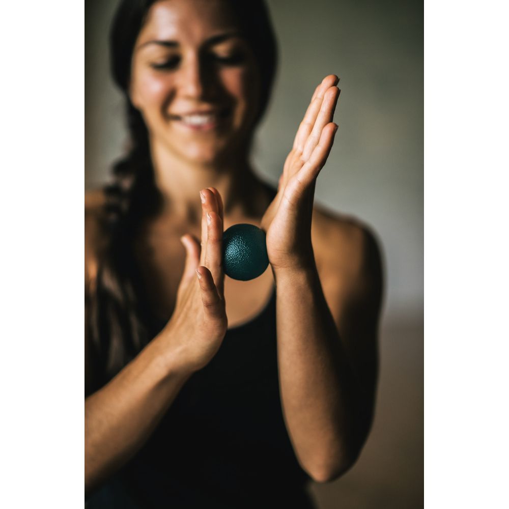 Gaiam Hand Therapy Kit