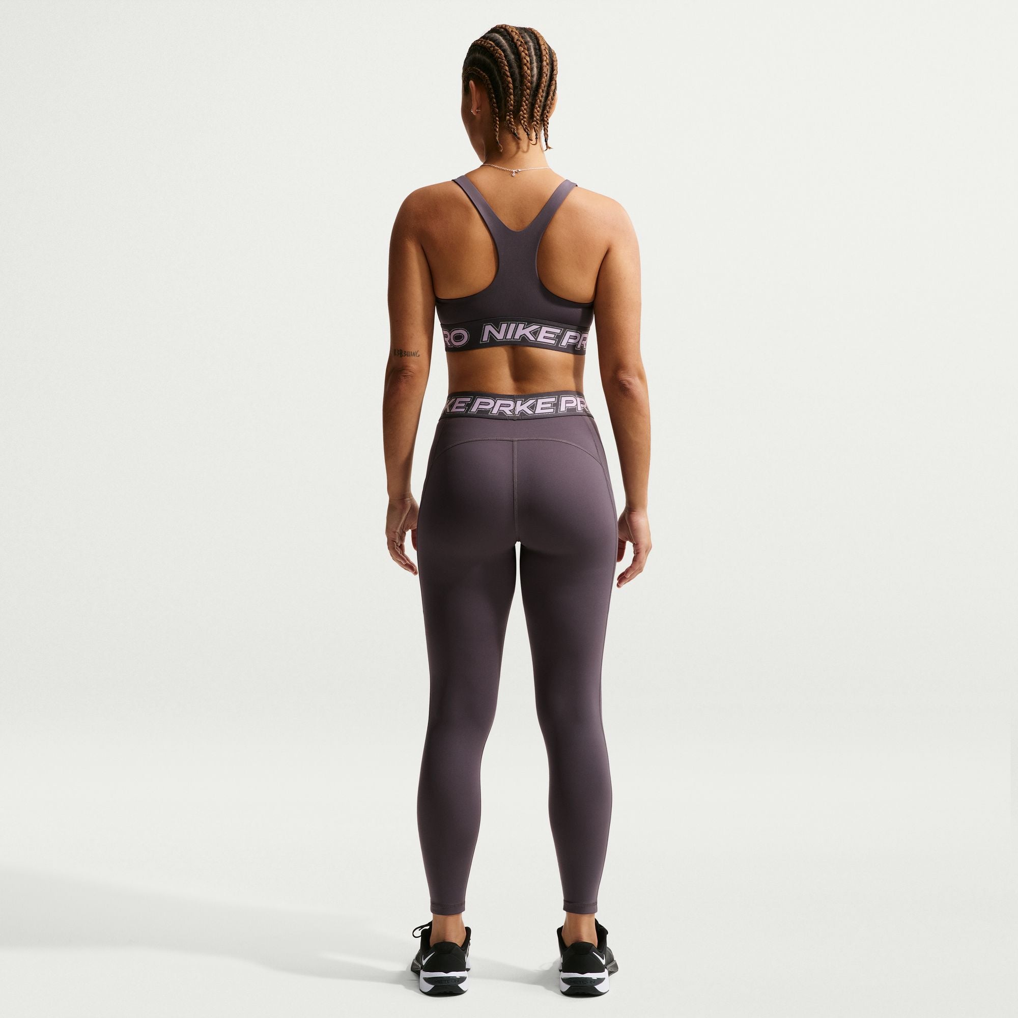 Nike Pro Light-Support Womens Sports Bra