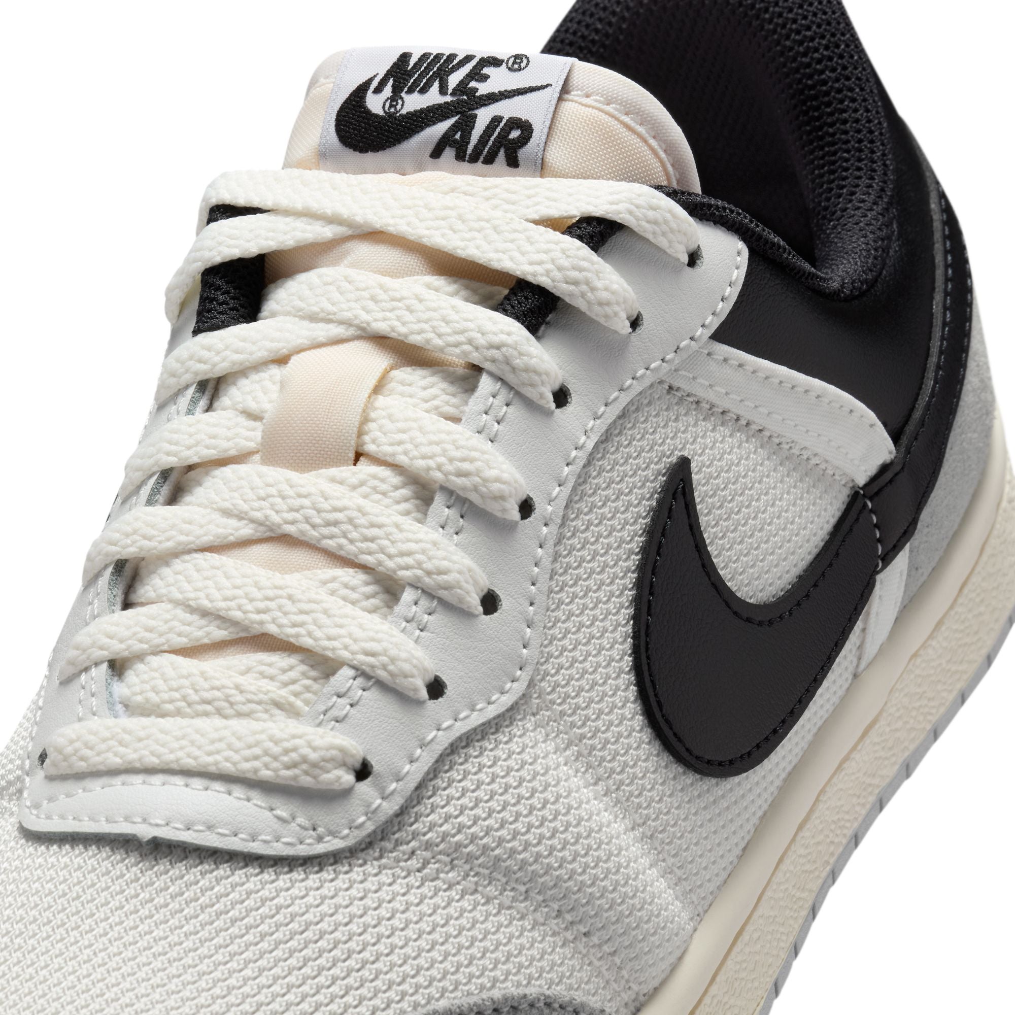 Nike Air Jordan Skyline Low Womens Shoes