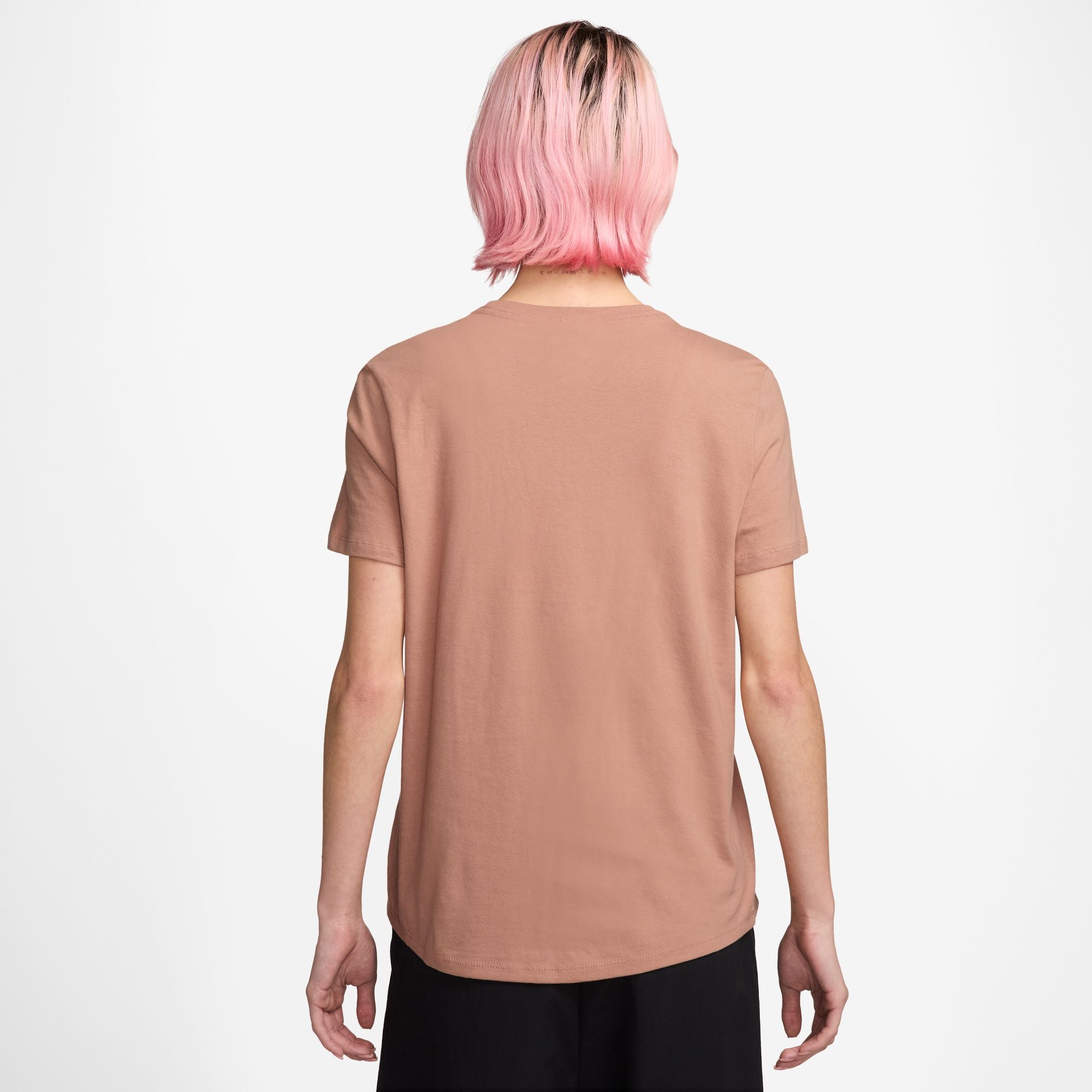 Nike Sportswear Club Essentials Womens Tee