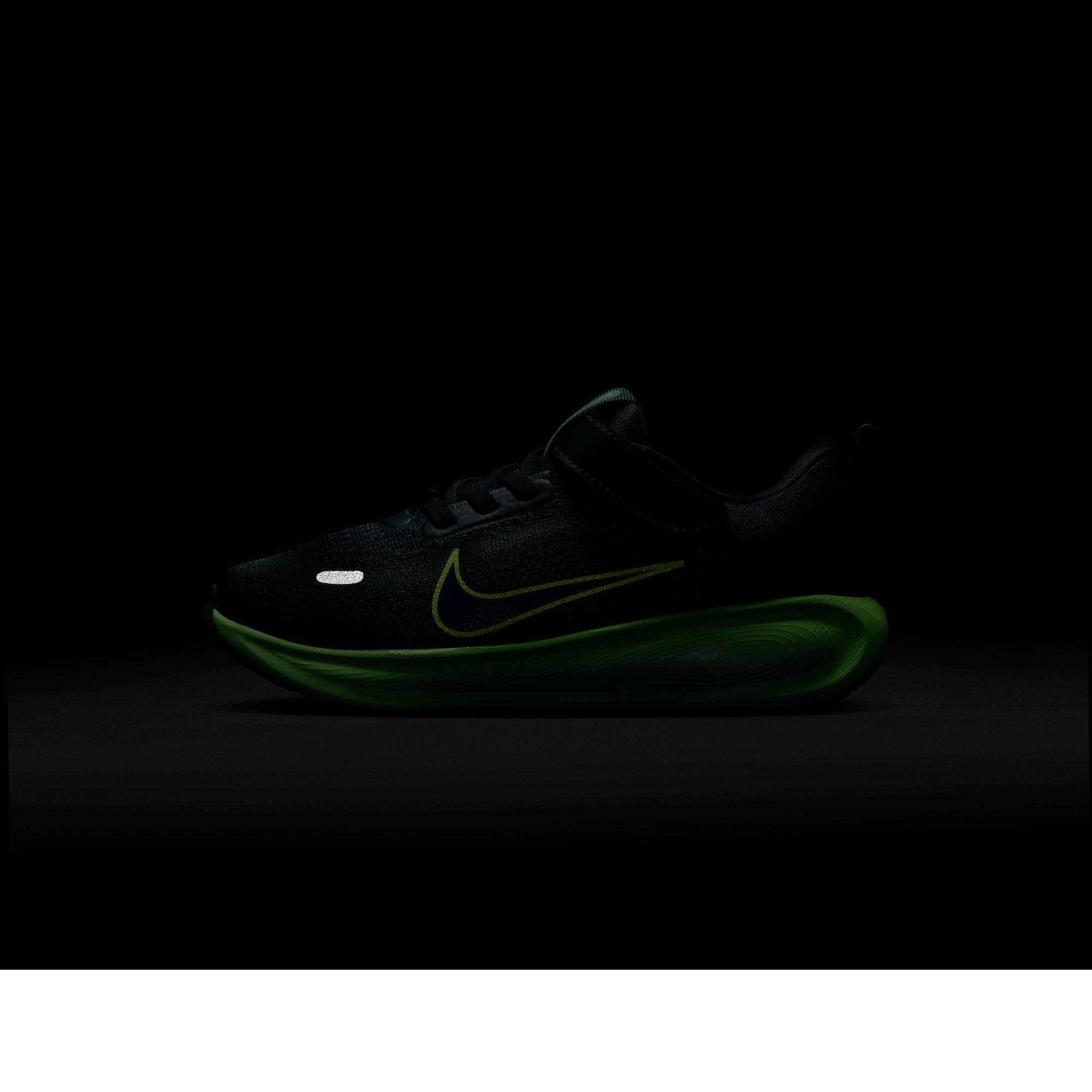 Nike Stellar Ride PS Kids Running Shoes