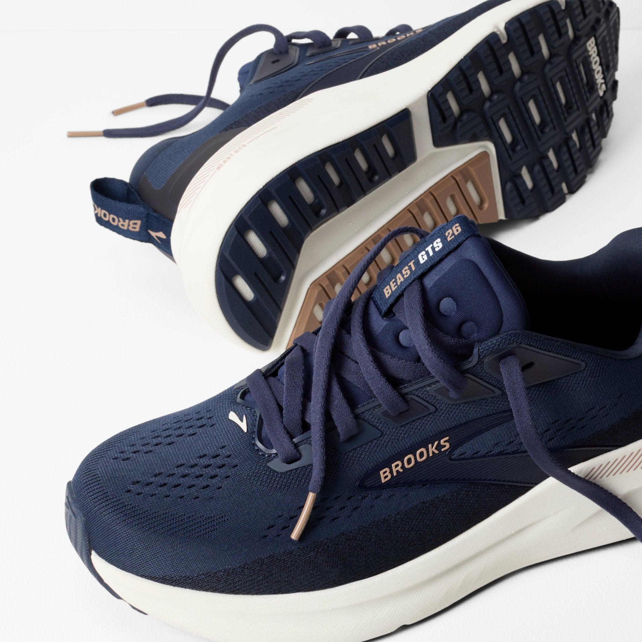 Brooks Beast GTS 26 4E Mens Running Shoes