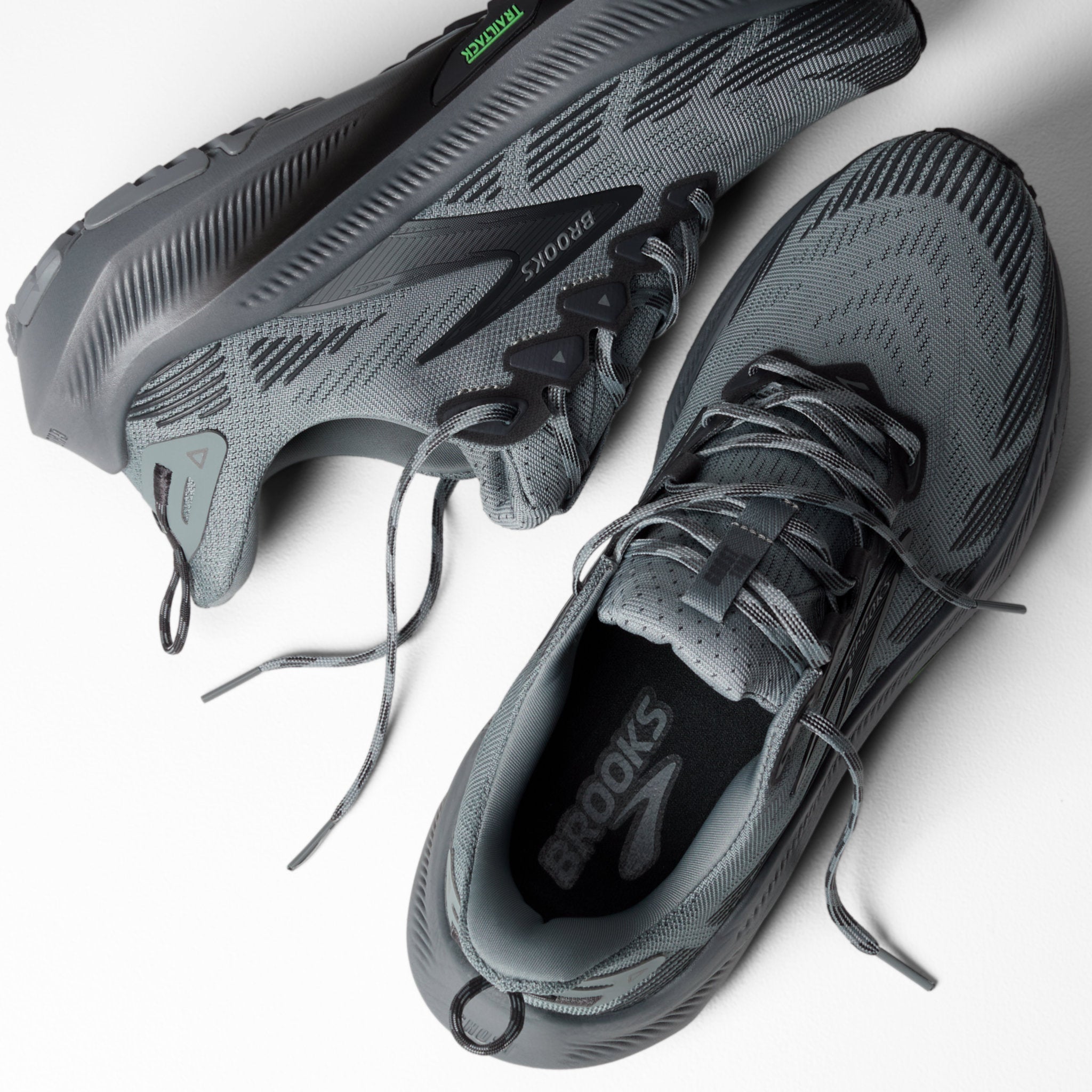 Brooks Ghost Trail 2E Mens Trail Running Shoes