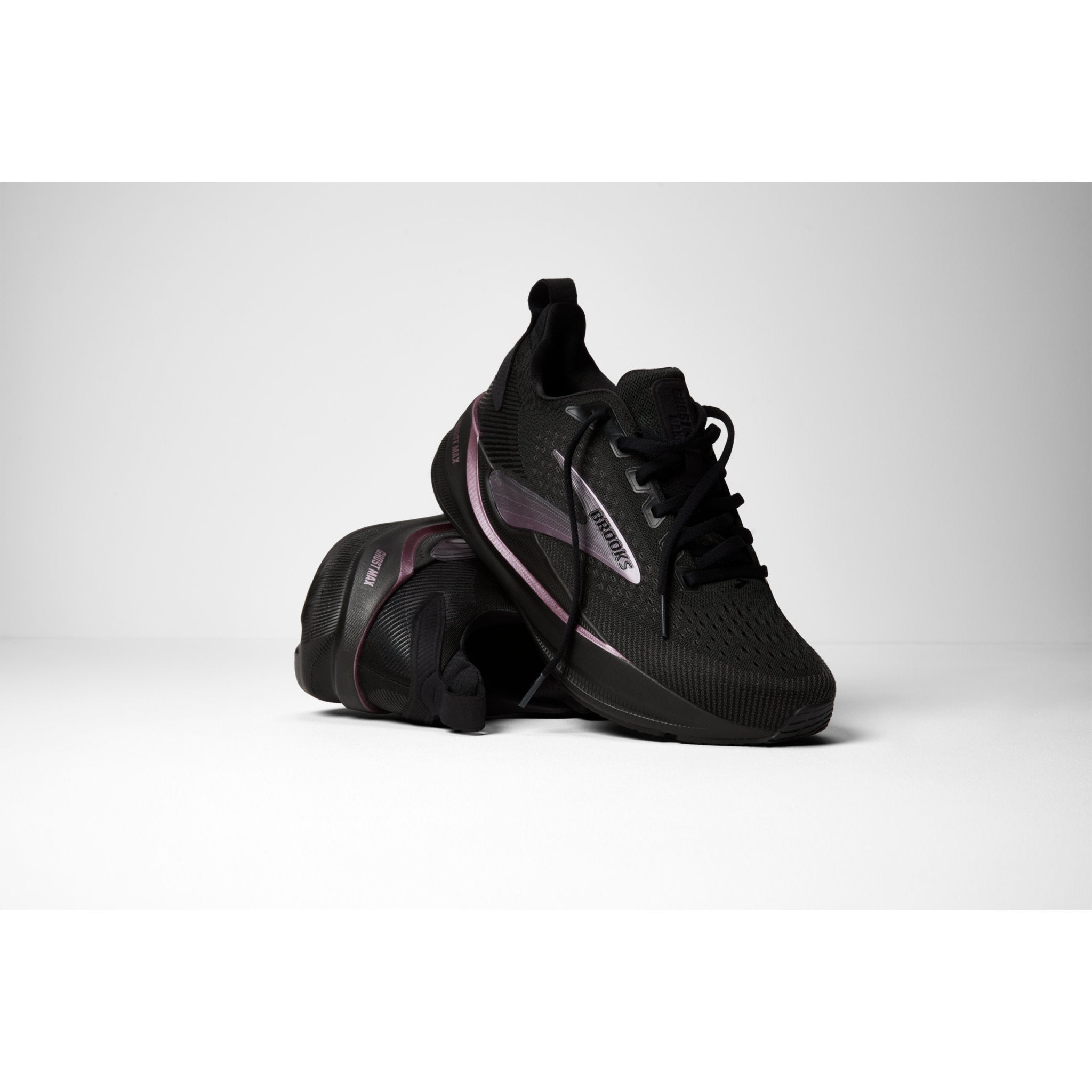 Brooks Ghost Max 4 D Womens Running Shoes