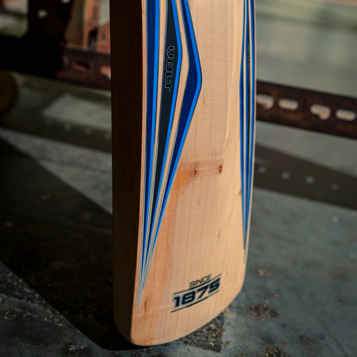 Gray-Nicolls Volt Strike Ready Play Junior Cricket Bat
