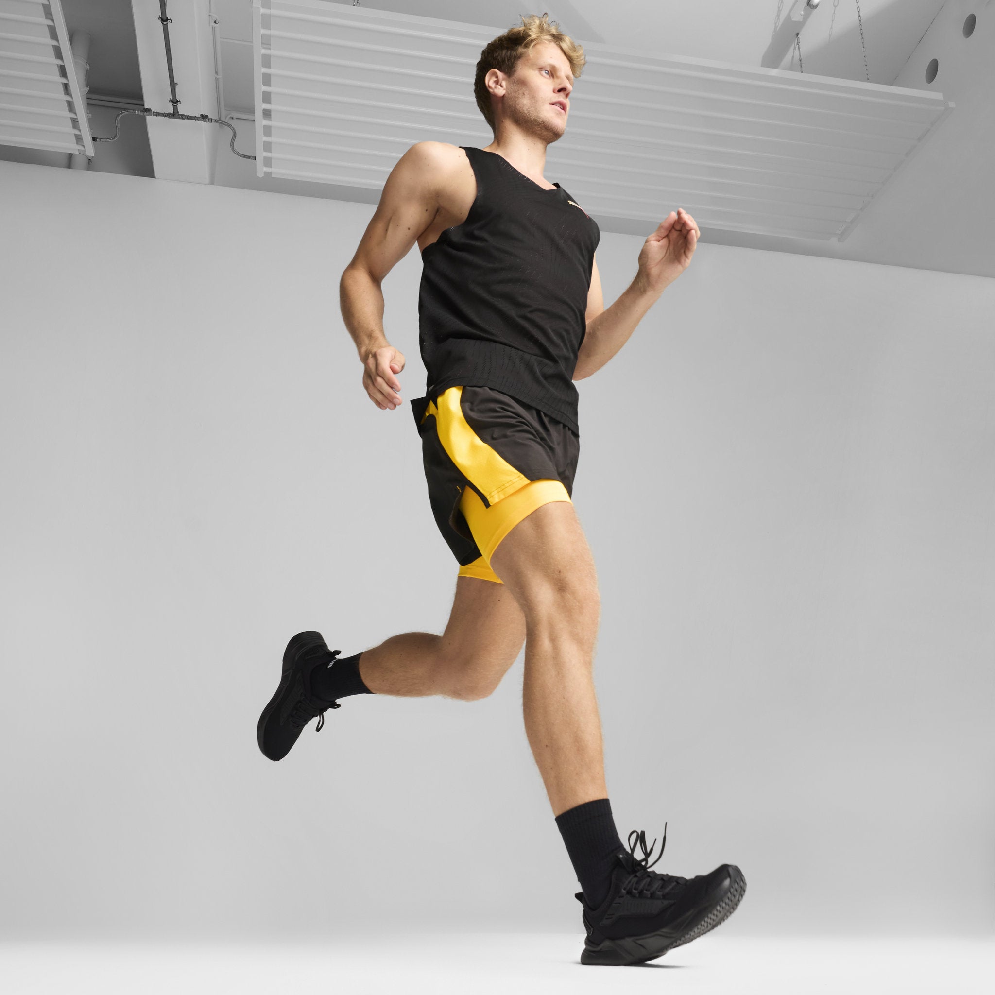 PUMA Retaliate 3 Mens Running Shoes