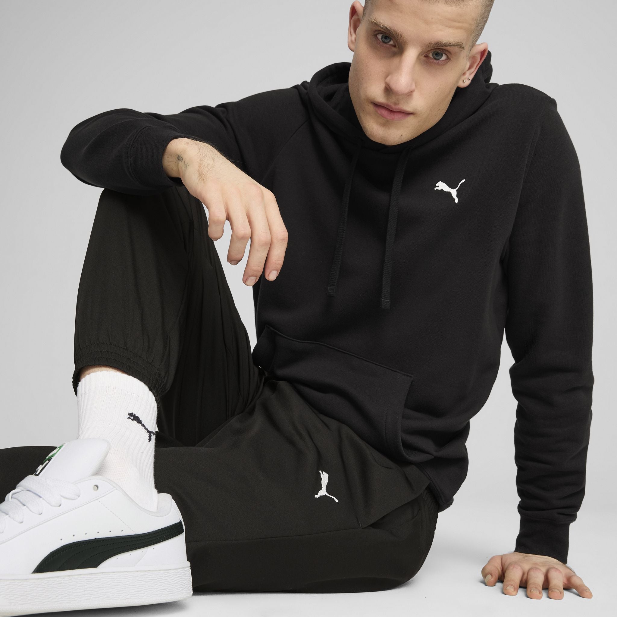 PUMA ESS Woven Closed Hem Mens Pants