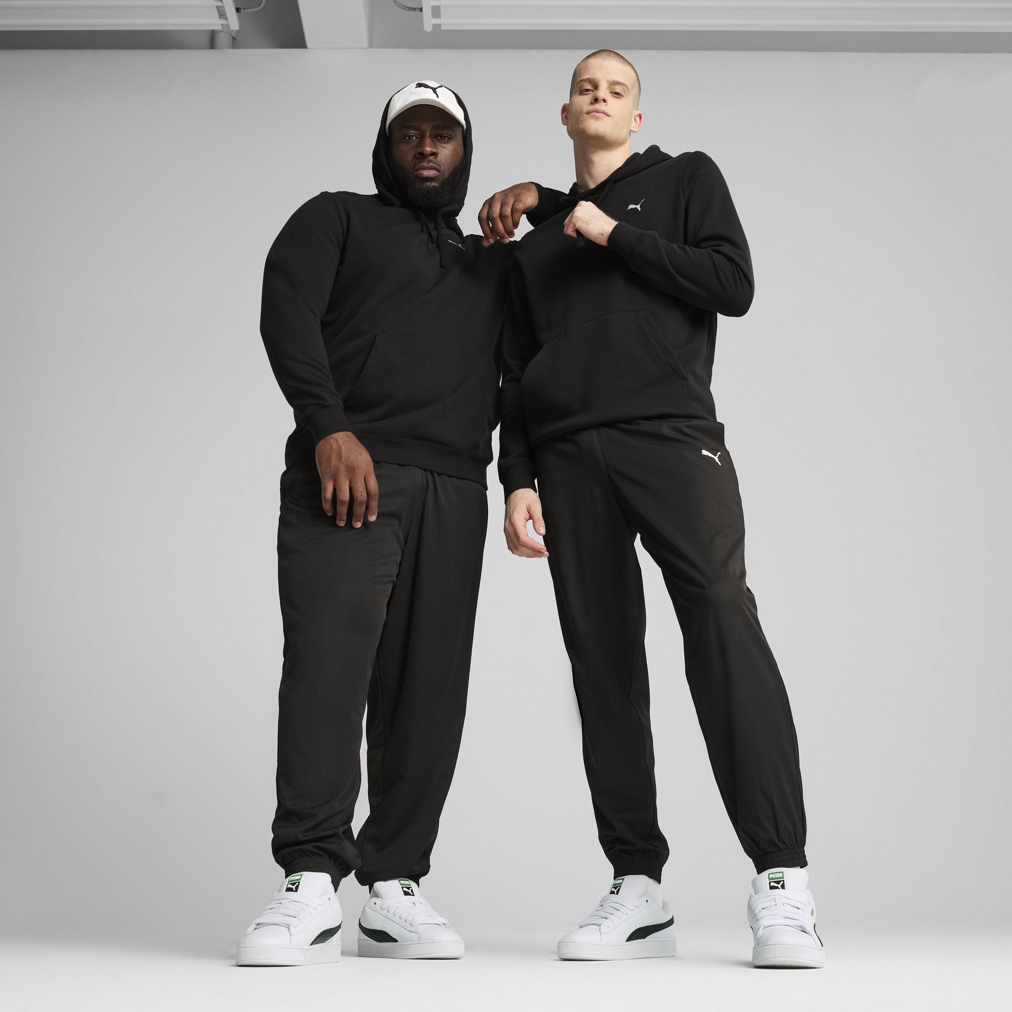 PUMA ESS Woven Closed Hem Mens Pants