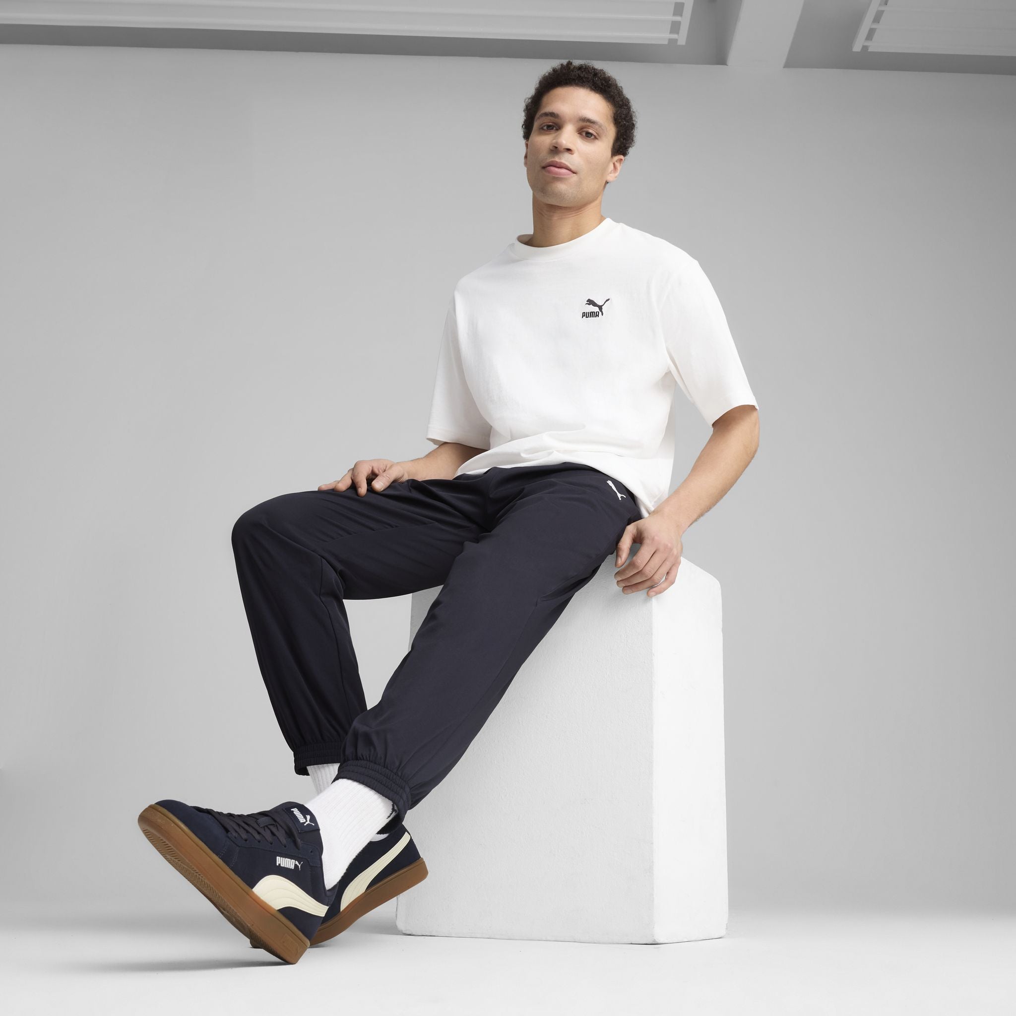 PUMA ESS Woven Closed Hem Mens Pants