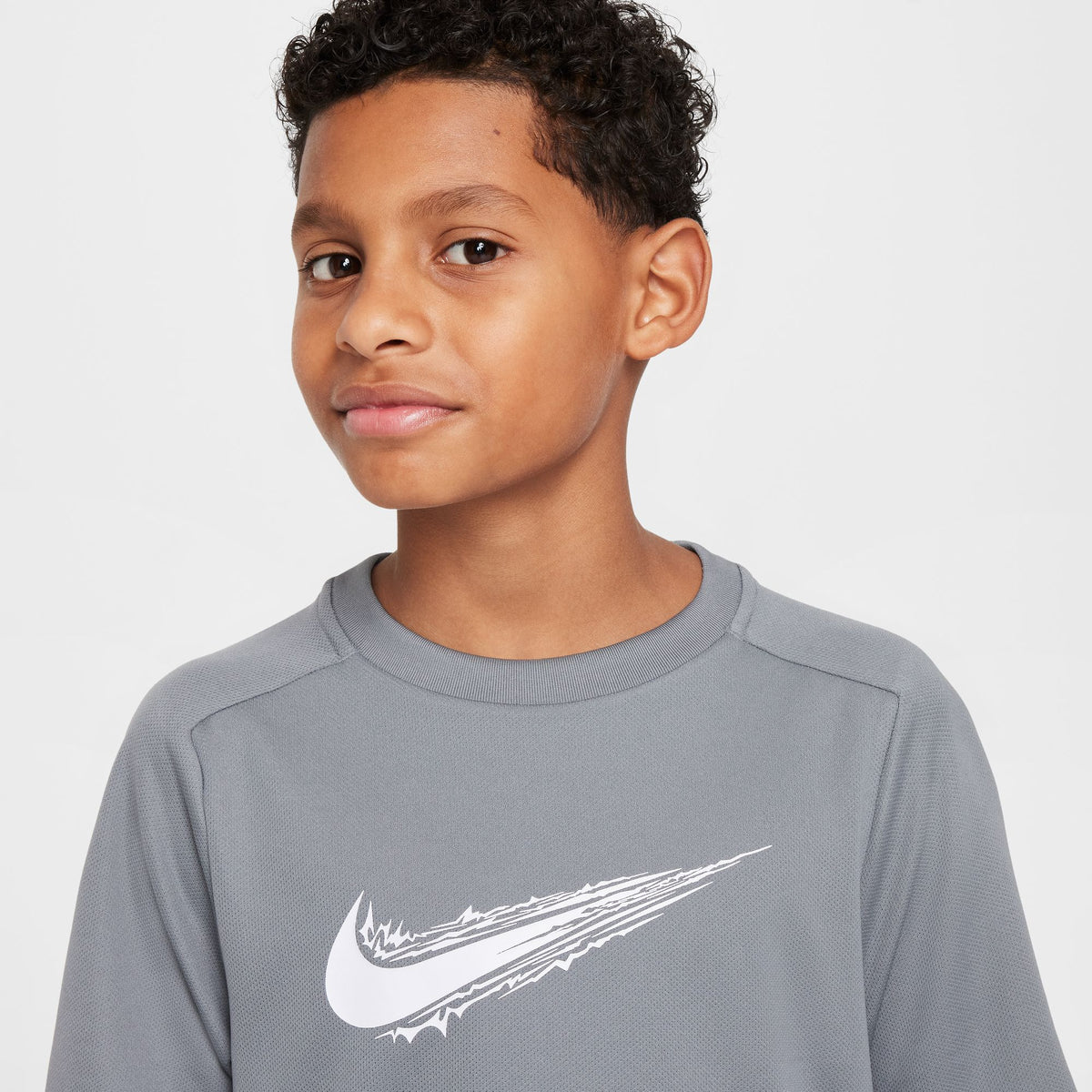 Nike Multi Dri-FIT Short-Sleeve Kids Tee
