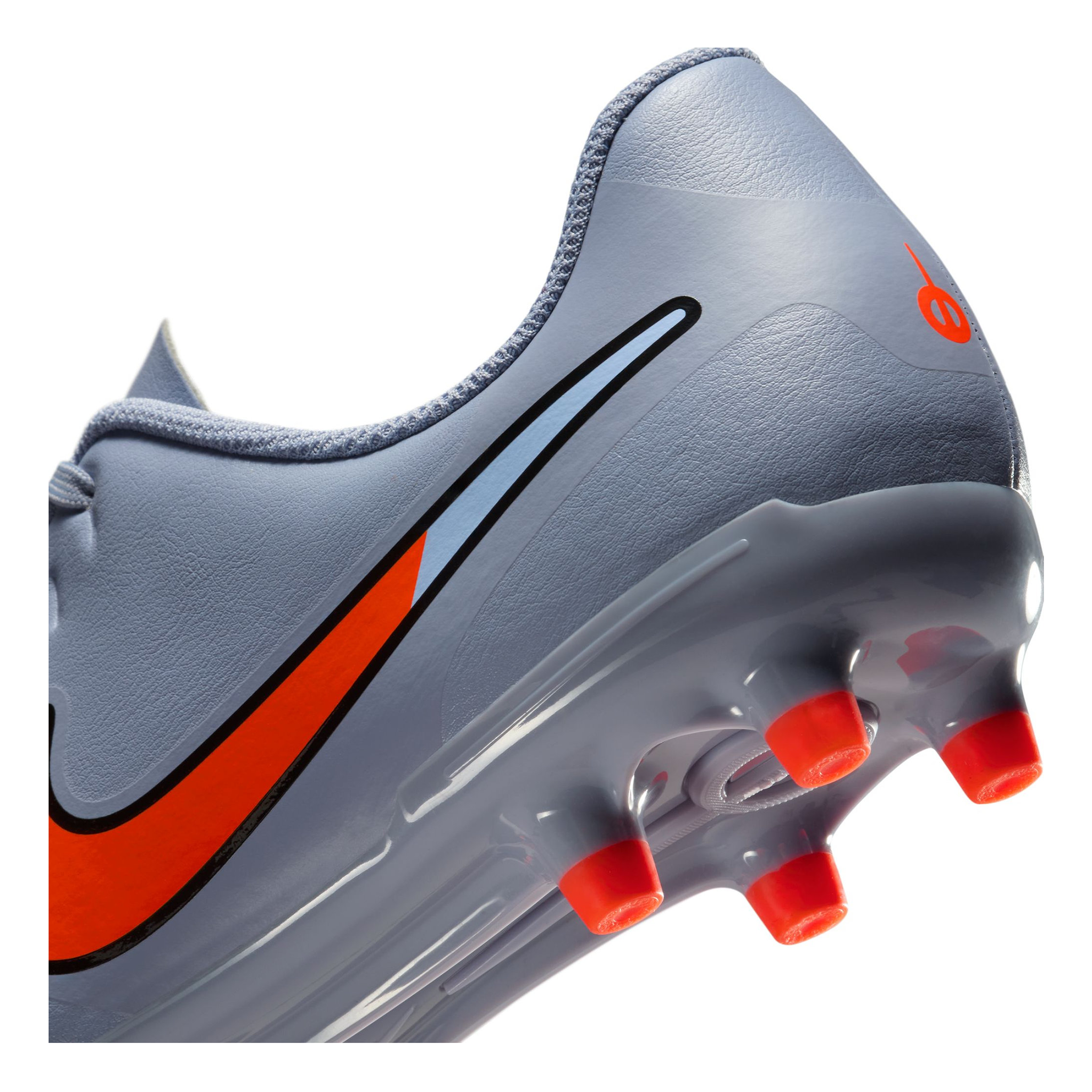 Nike Jr. Tiempo Legend 10 Club Kids Football Boots