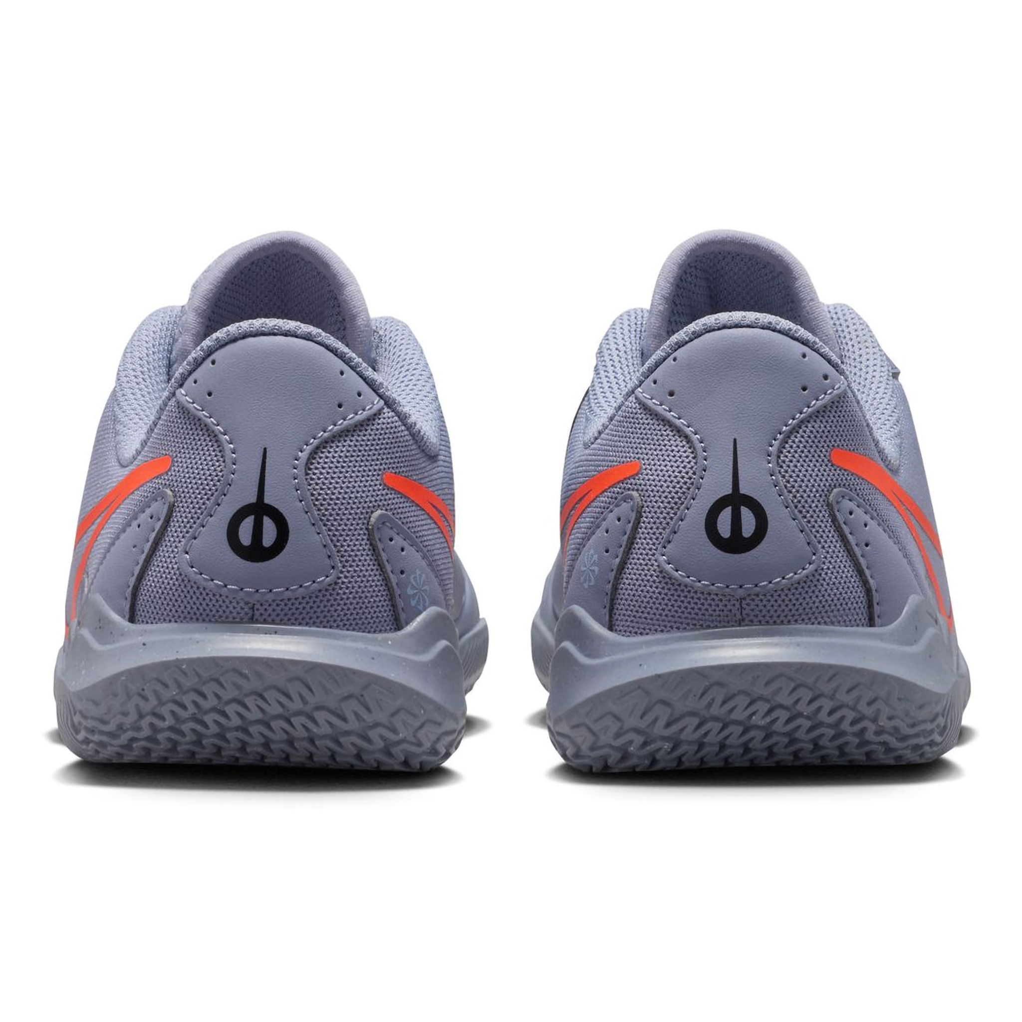 Nike Jr. Tiempo Legend 10 Club Kids Indoor Football Boots