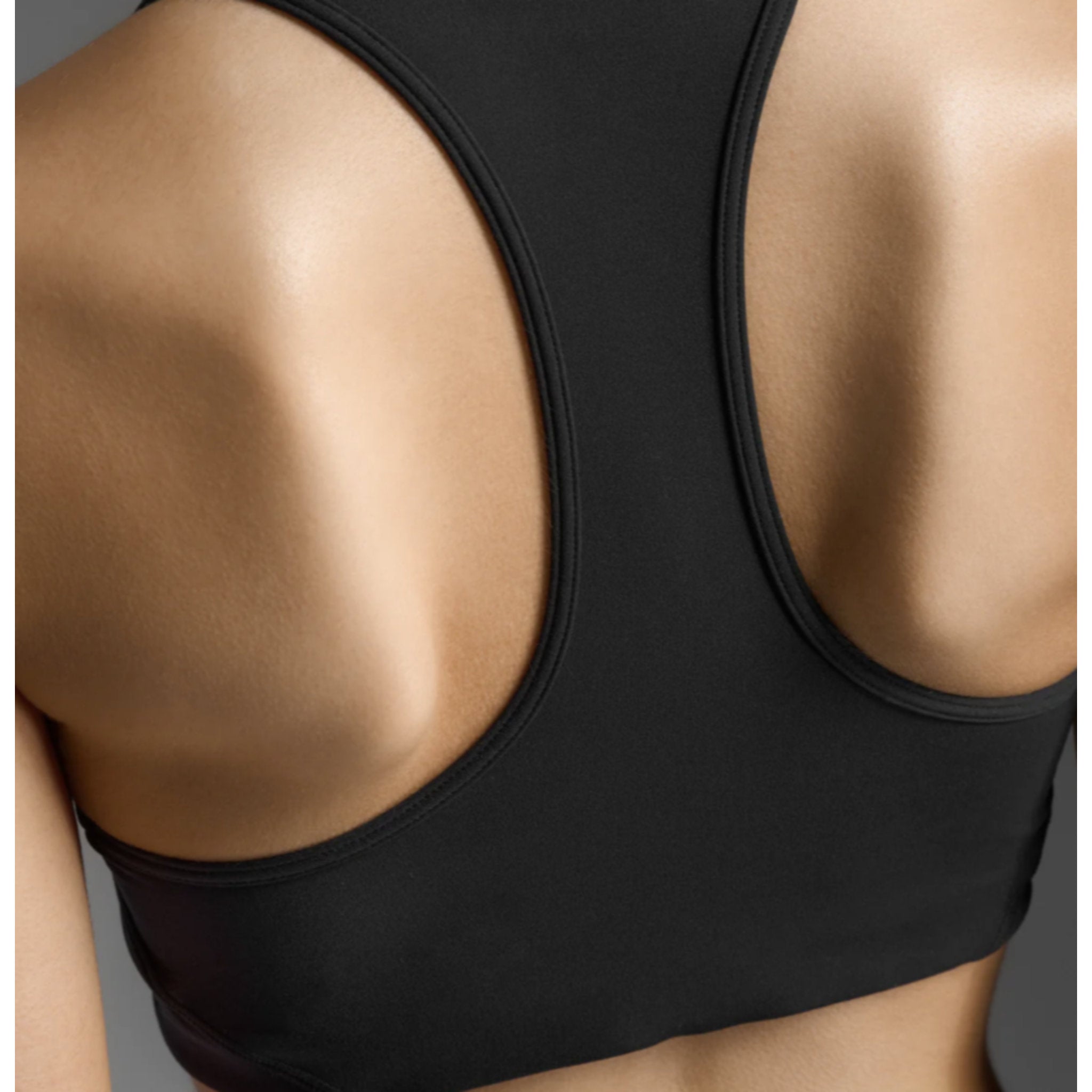 2XU Form Racerback Medium Impact Womens Bra