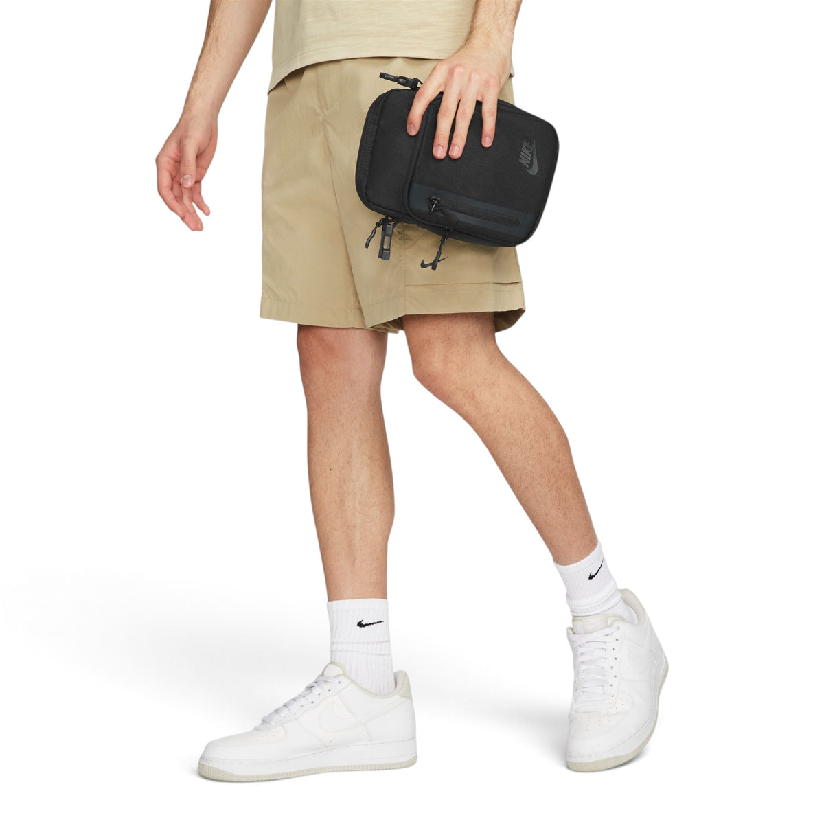 Nike Elemental Premium Crossbody Bag