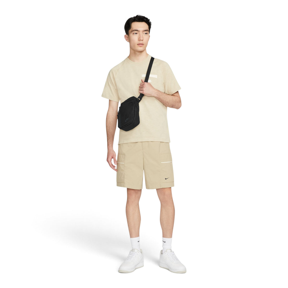 Nike Elemental Premium Crossbody Bag
