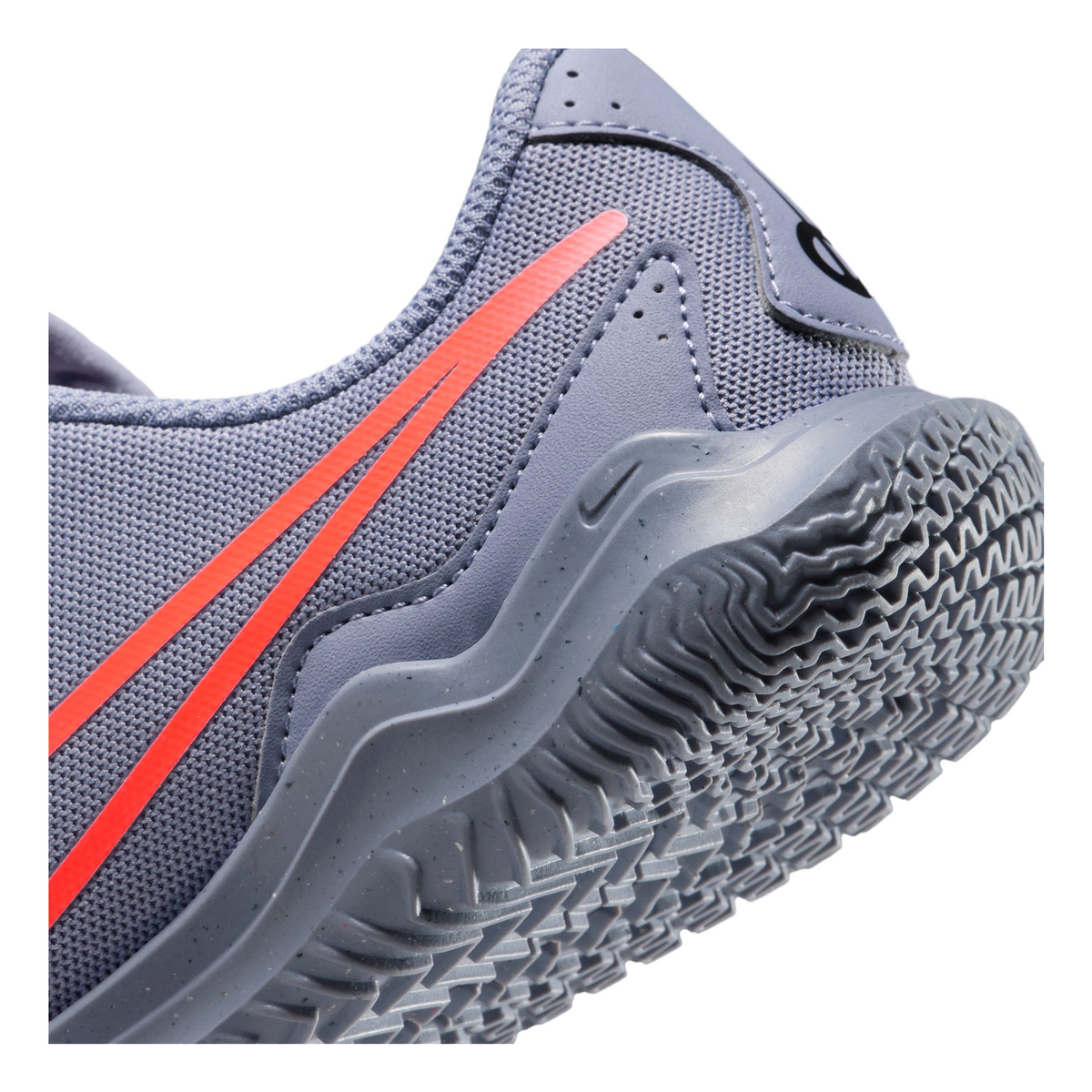 Nike Jr. Tiempo Legend 10 Club Kids Indoor Football Shoes