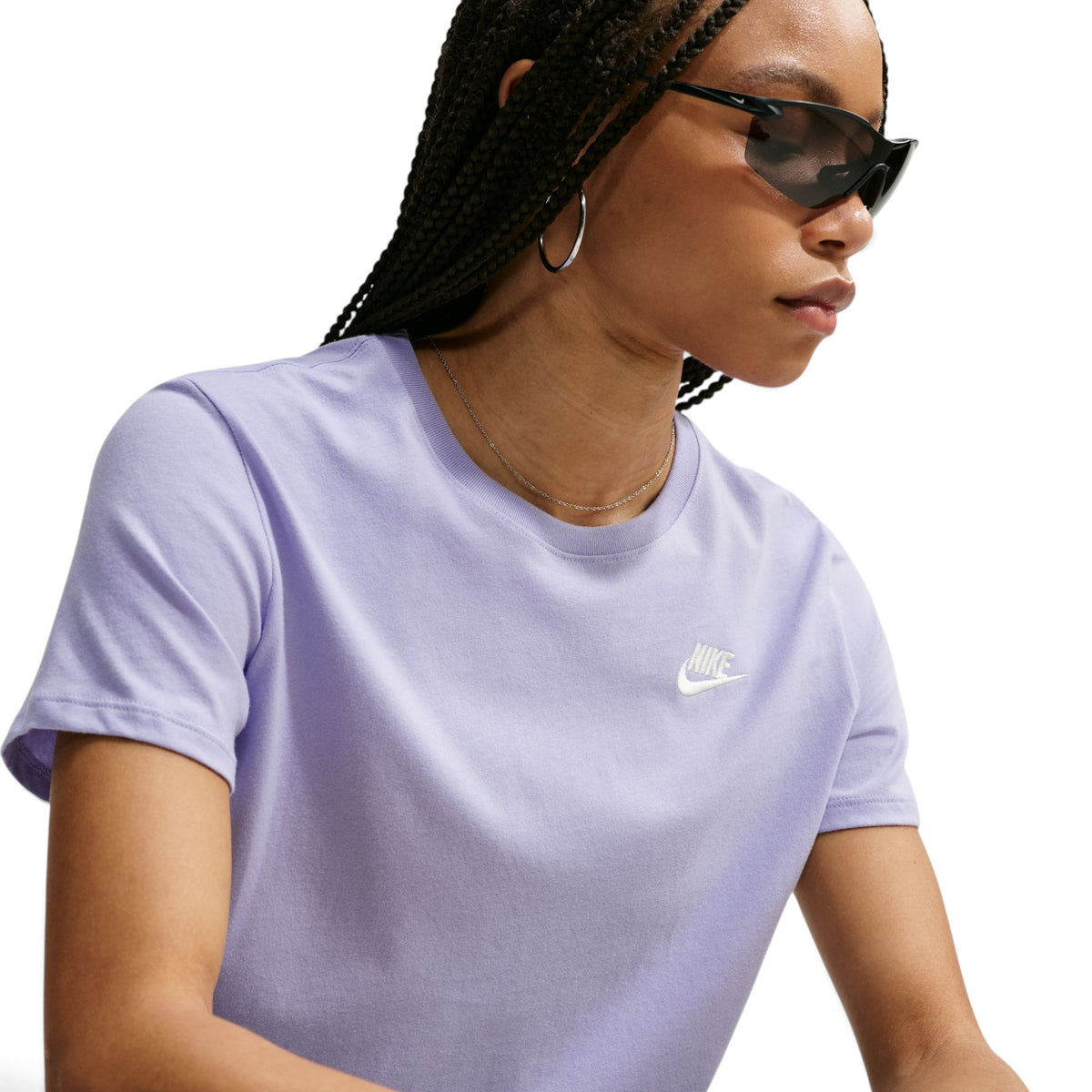 Nike Sportswear Club Essentials Womens Tee