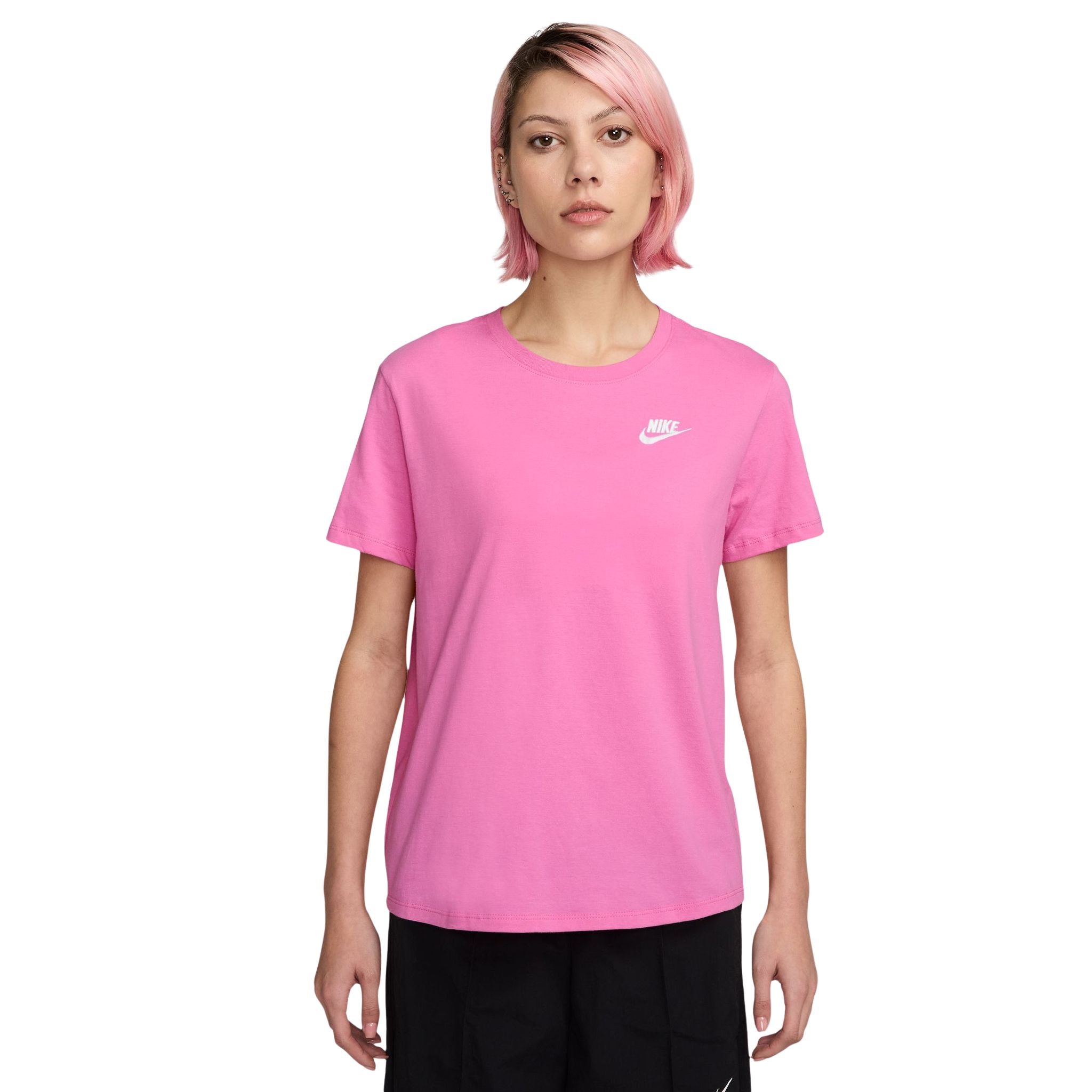 Nike Sportswear Club Essentials Womens Tee