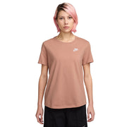 Nike Sportswear Club Essentials Womens Tee