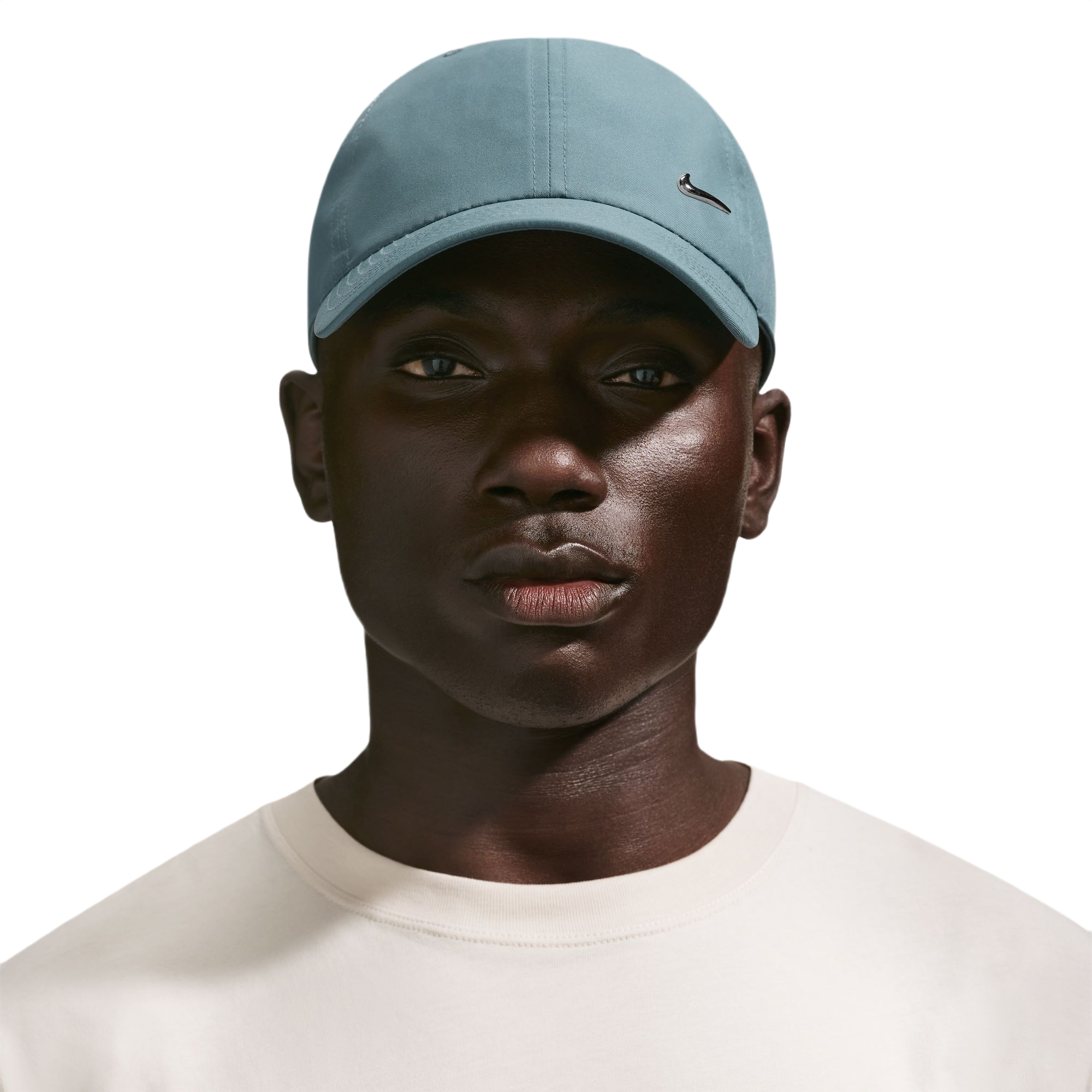 Nike Dri-FIT Club Unstructured Metal Swoosh Cap