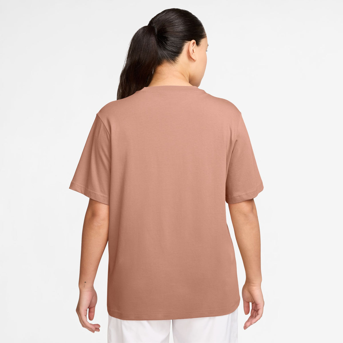 Nike Sportswear Essential Womens Tee