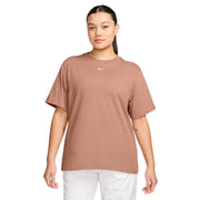 Nike Sportswear Essential Womens Tee