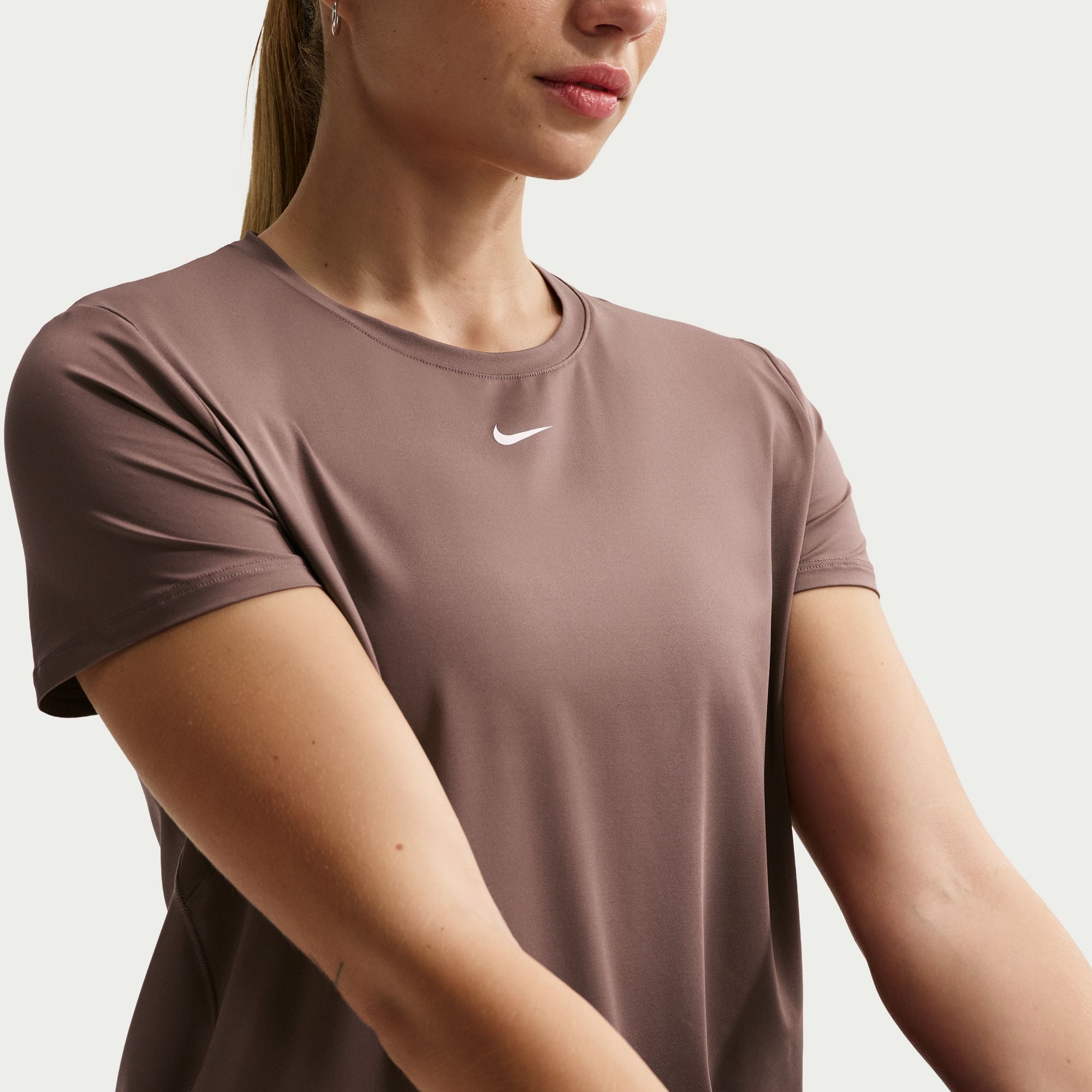 Nike One Classic Dri-FIT Womens Short-Sleeve Tee