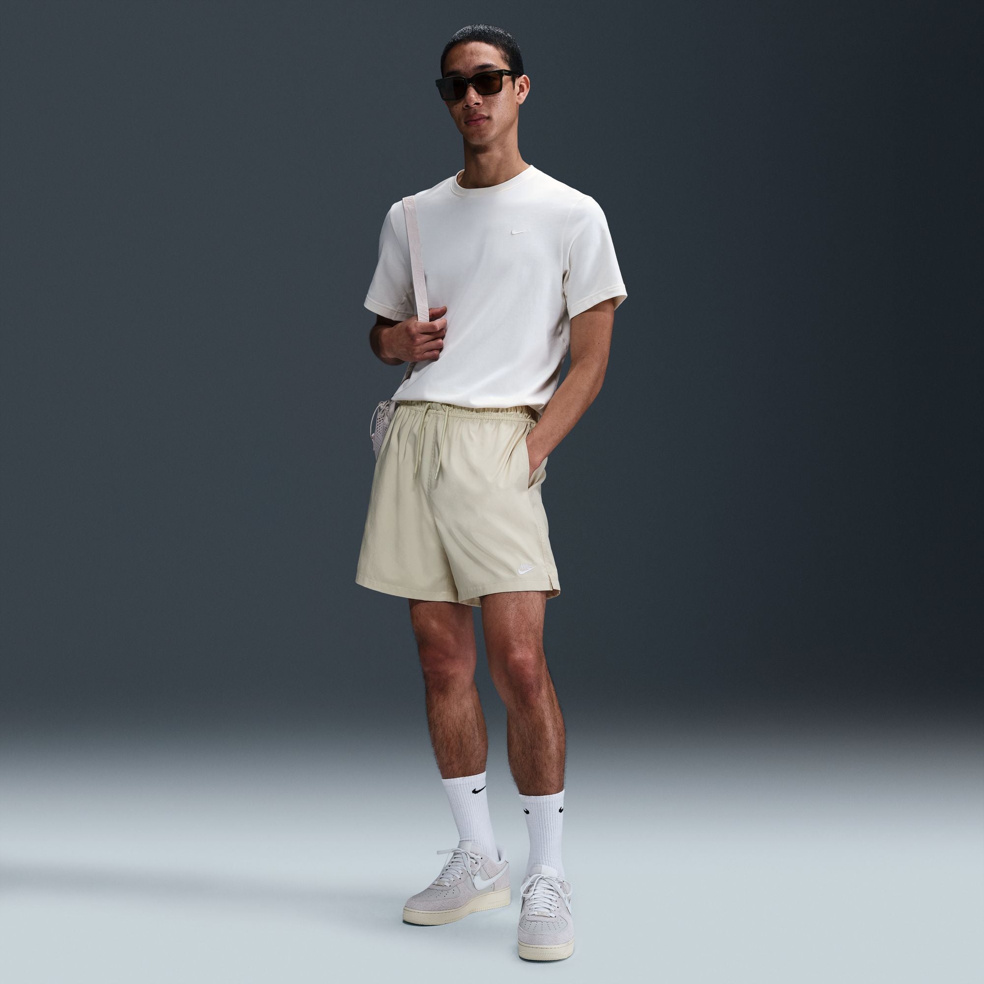 Nike Club Woven Flow Mens Shorts
