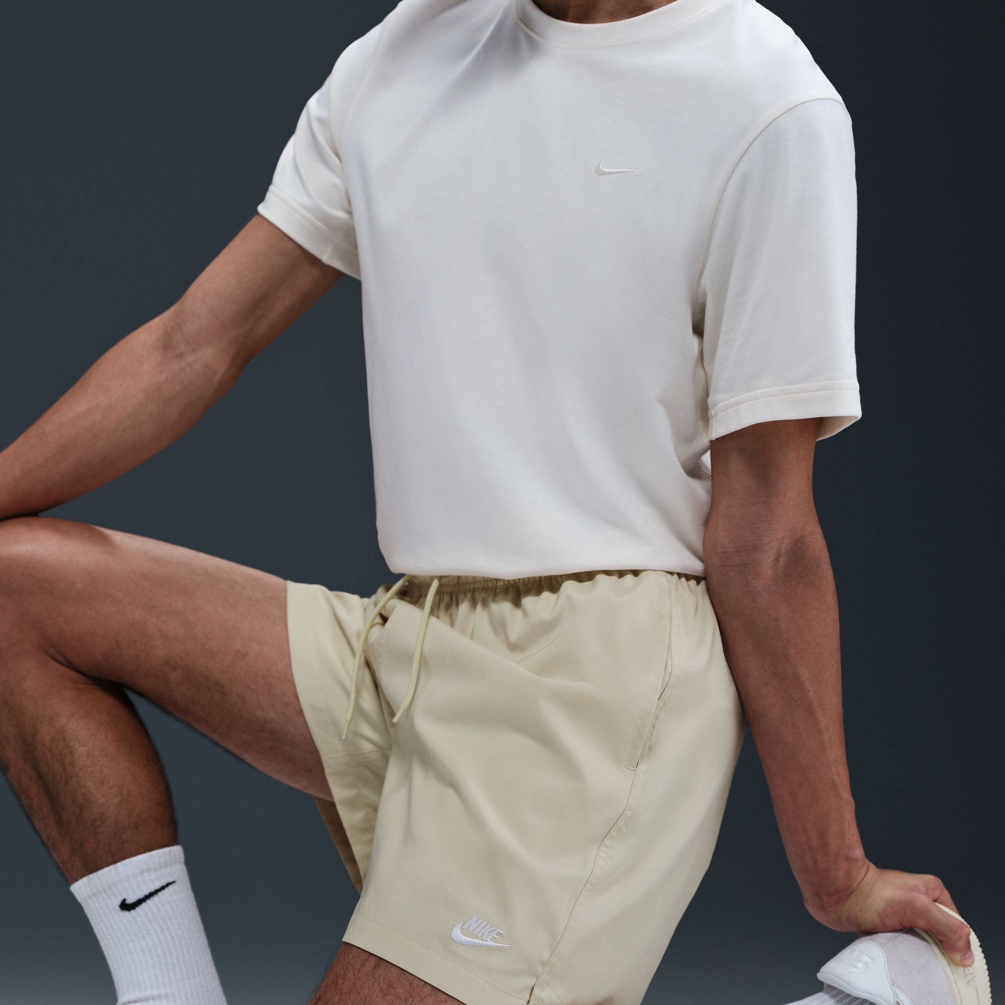 Nike Club Woven Flow Mens Shorts
