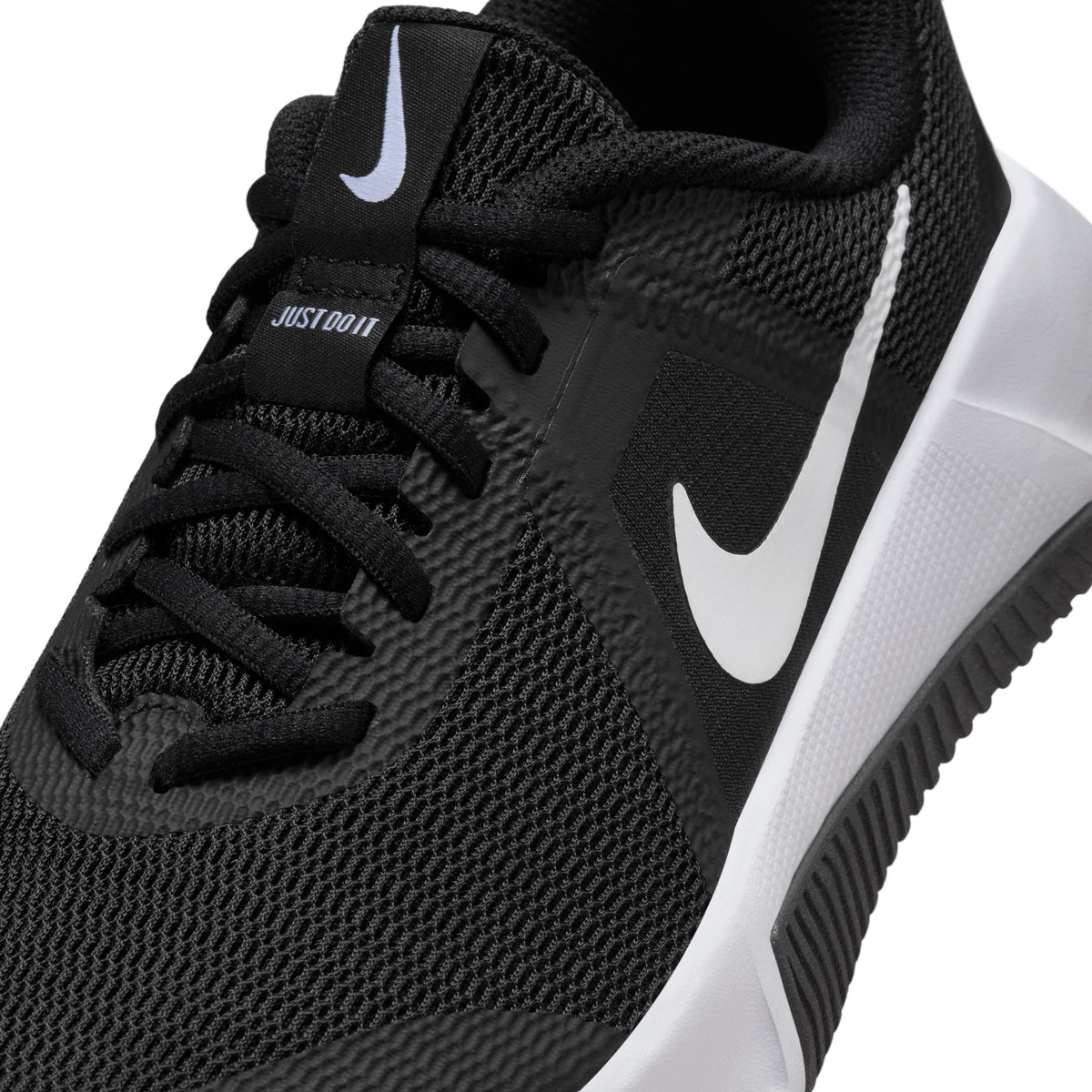 Nike MC Trainer 3 Womens Shoes