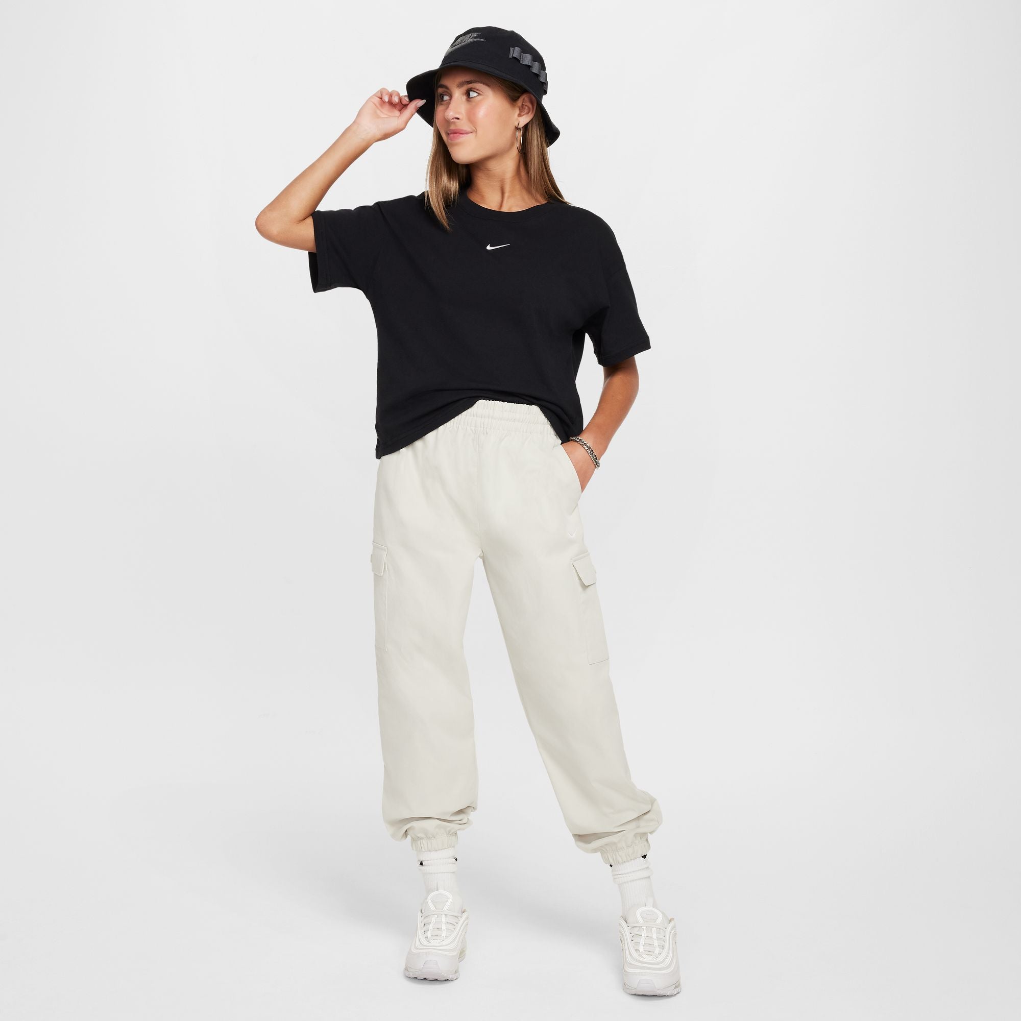 Nike Essential Kids Tee