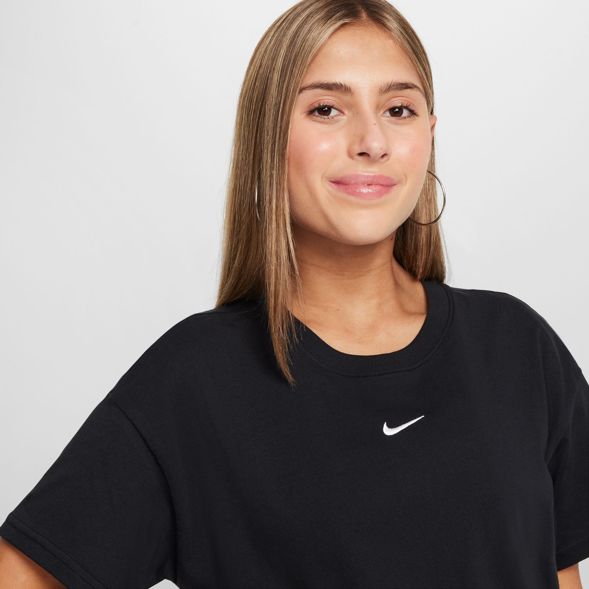 Nike Essential Kids Tee