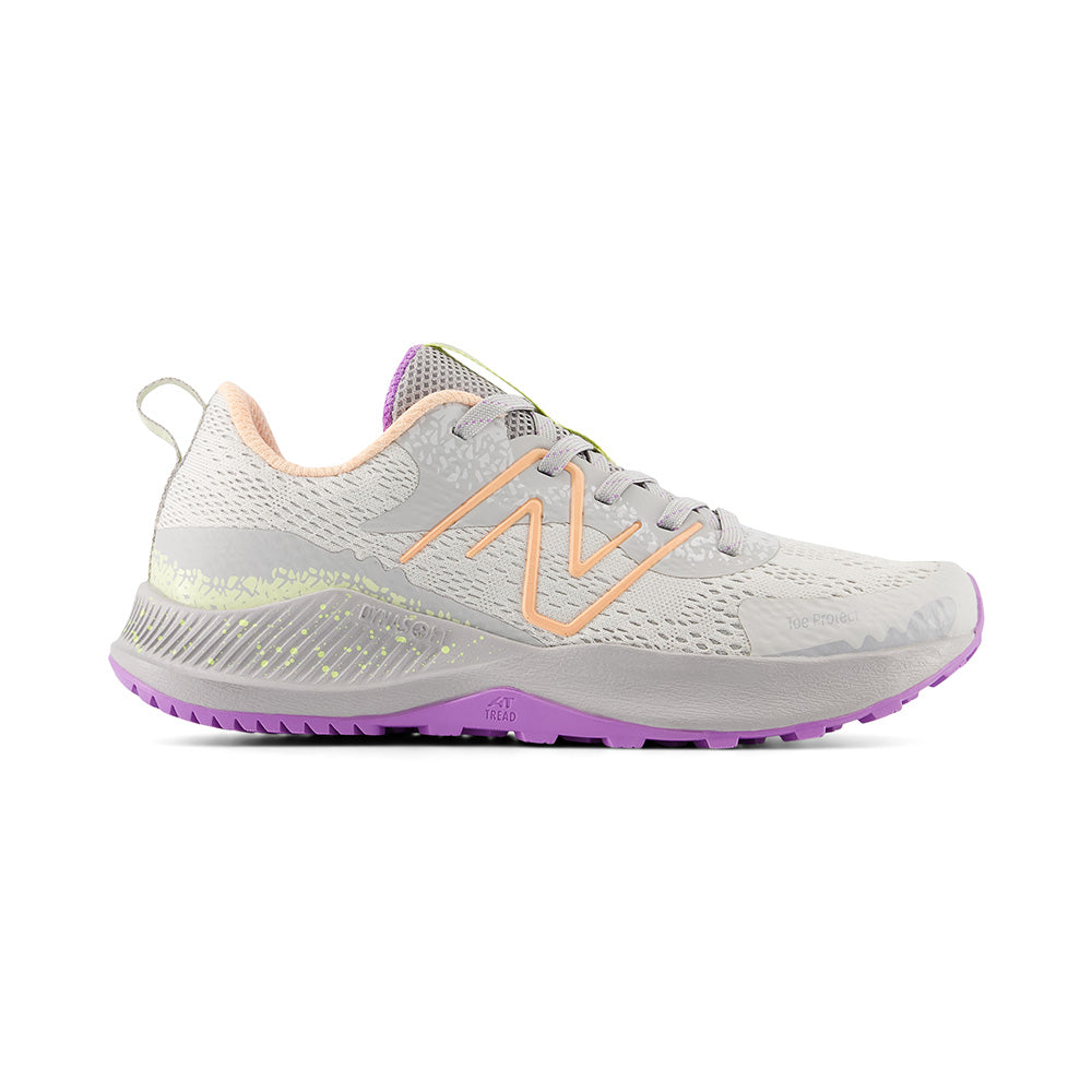 New balance running outlet spikes australia