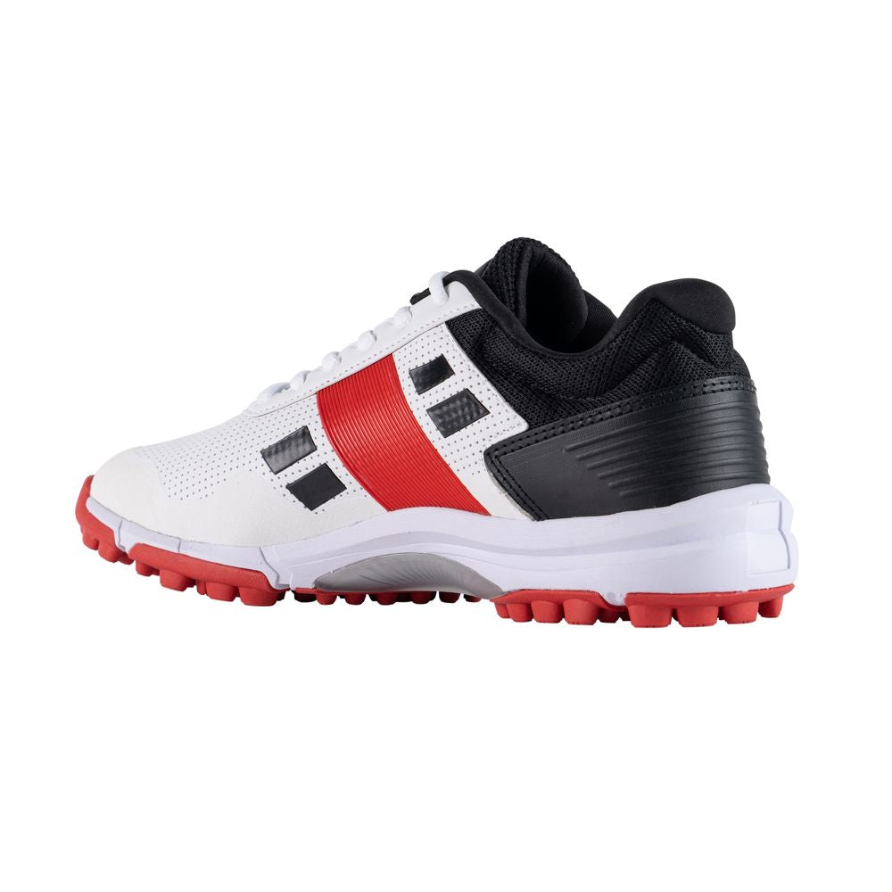Gray-Nicolls Velocity 4.0 Junior Rubber Cricket Shoes