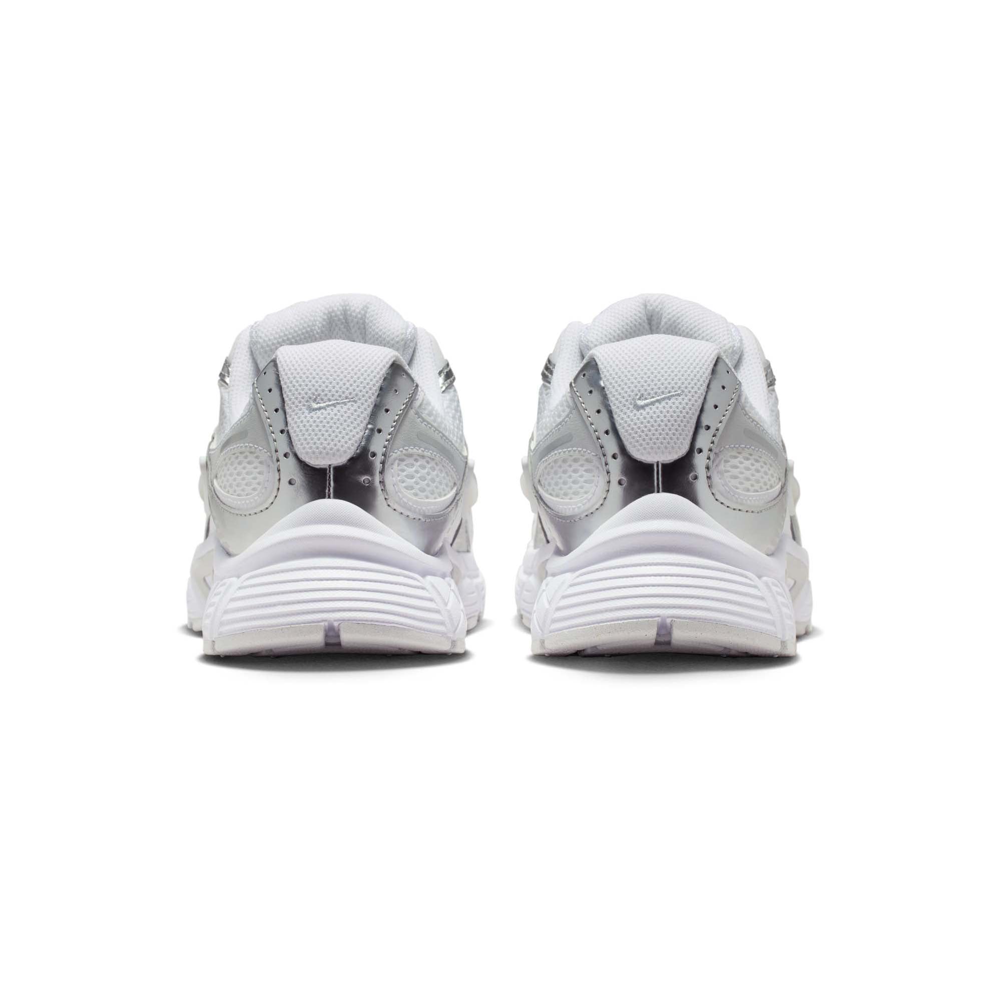 Nike V5 RNR Womens Shoes
