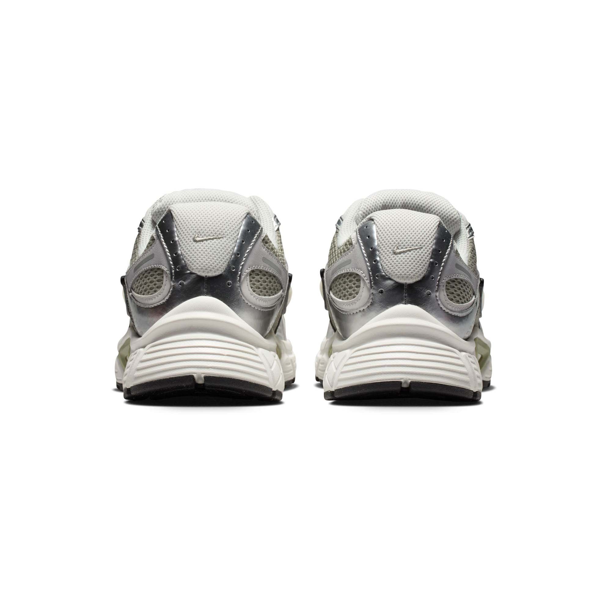 Nike V5 RNR Womens Shoes