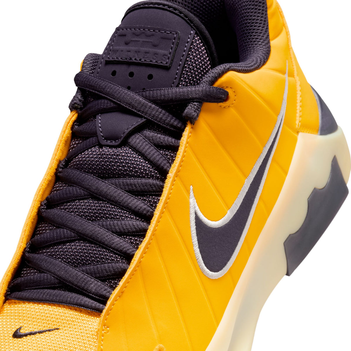 Nike LeBron Witness IX Mens Basketball Shoes