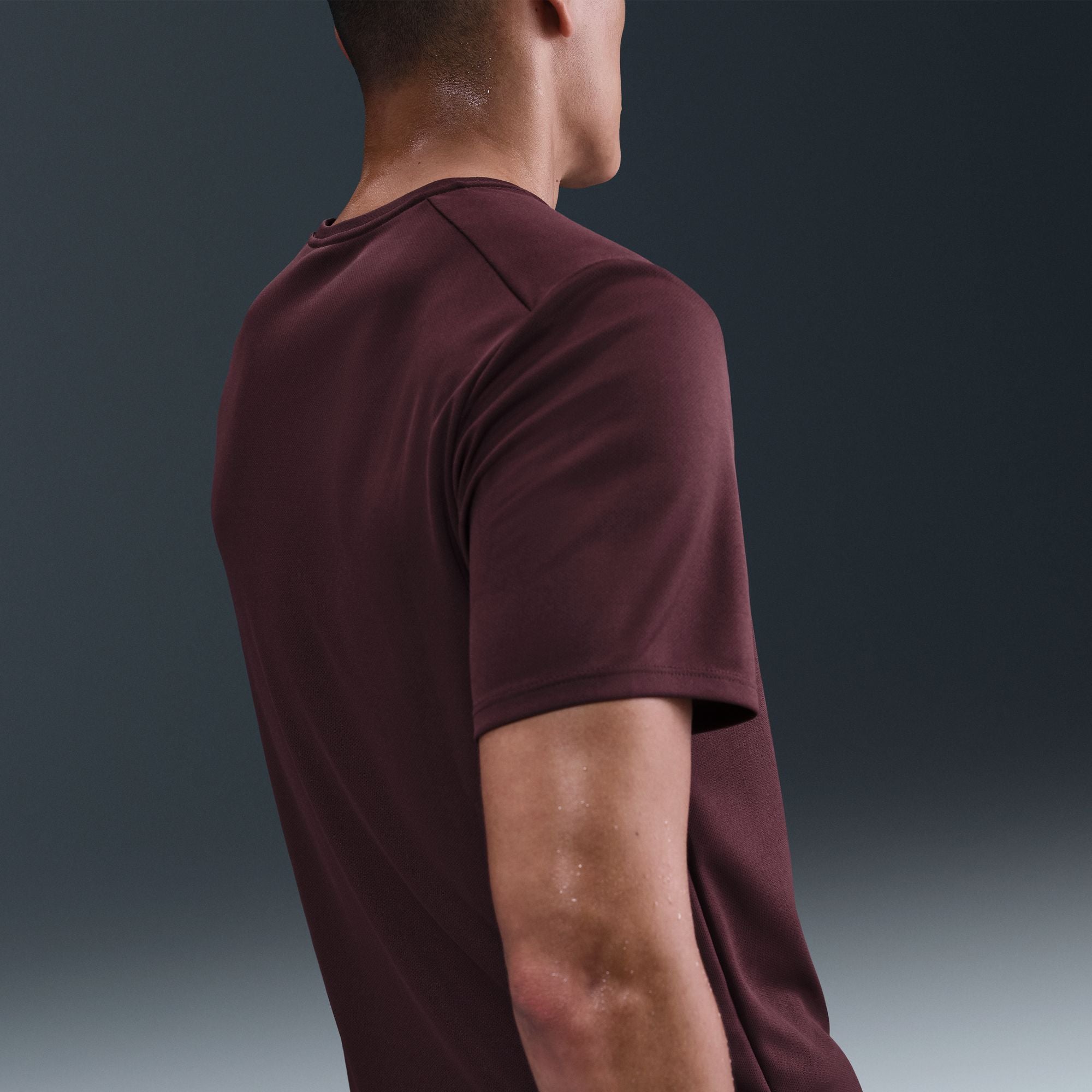 Nike Miler UV Dri-FIT Mens Tee