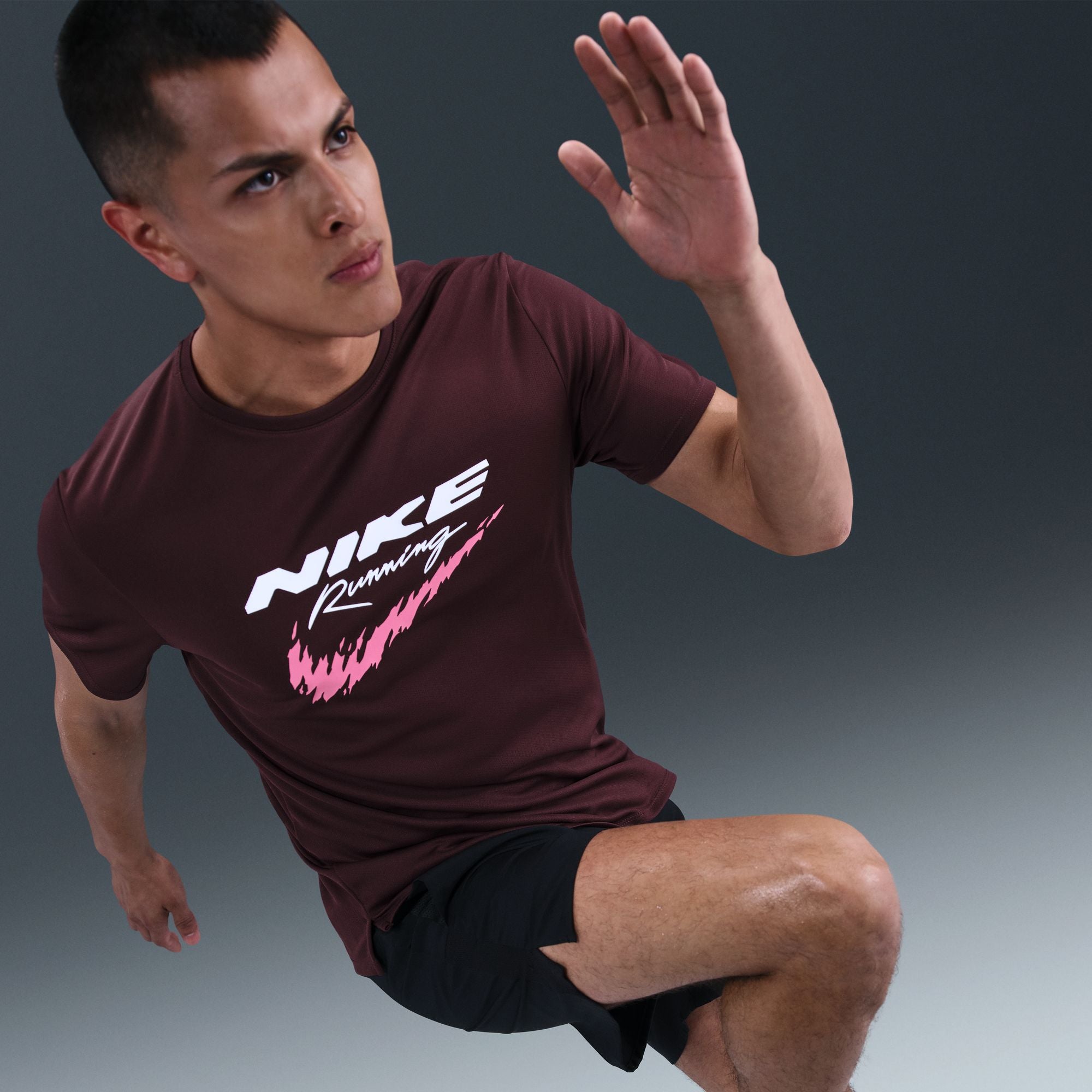 Nike Miler UV Dri-FIT Mens Tee