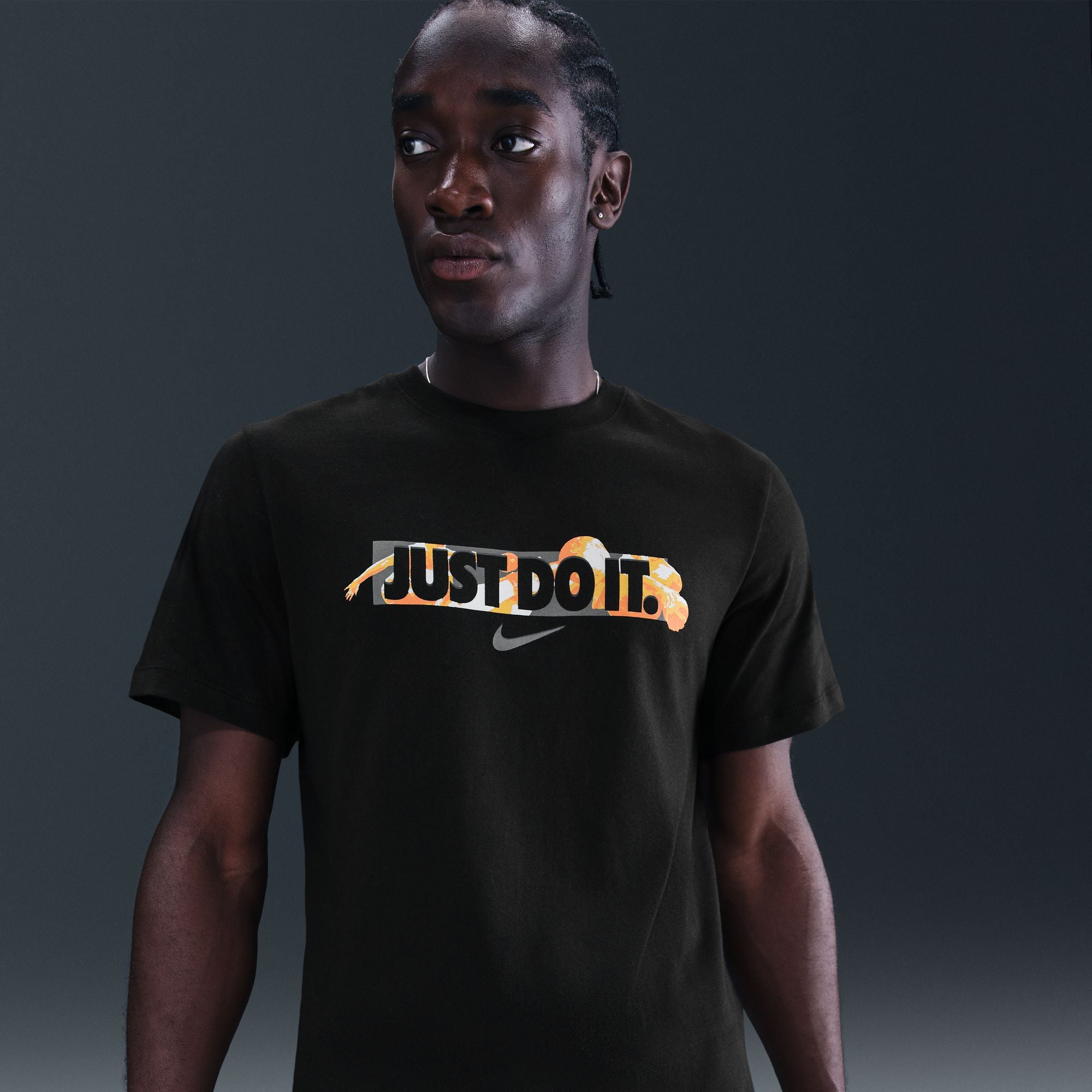 Nike Mens Tee