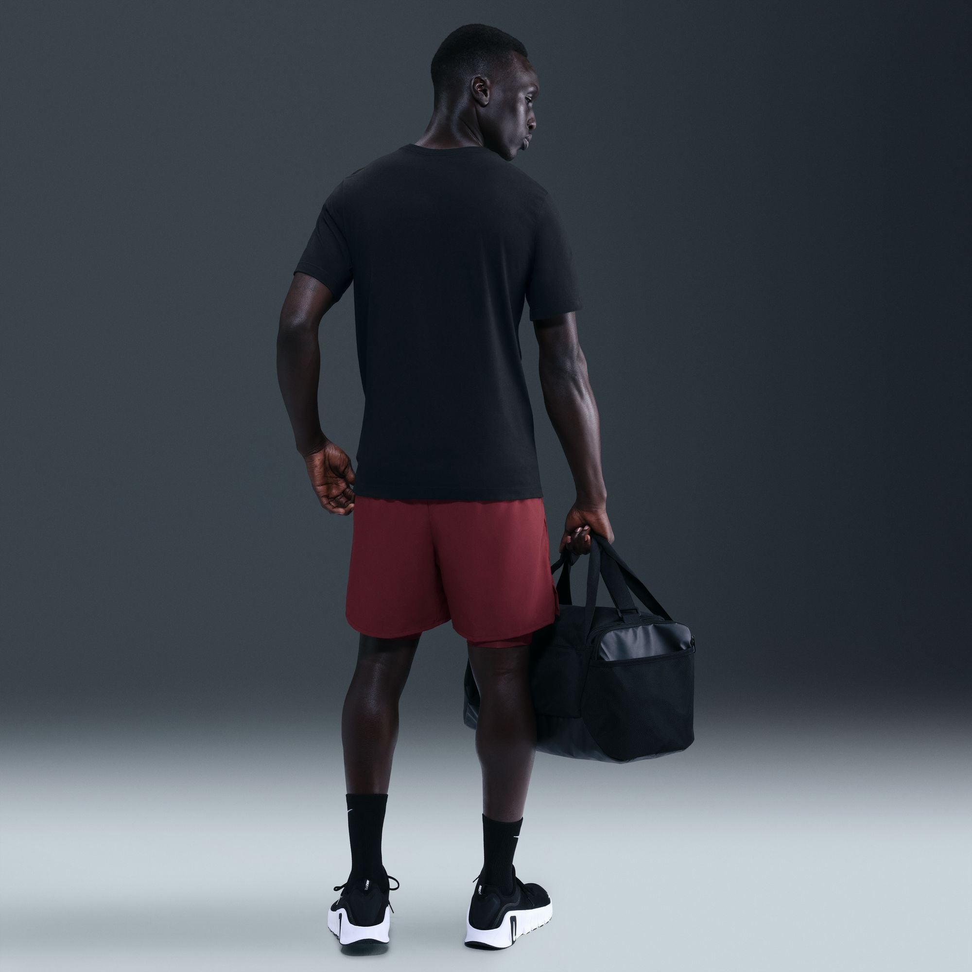 Nike Modern Fitness Mens Tee