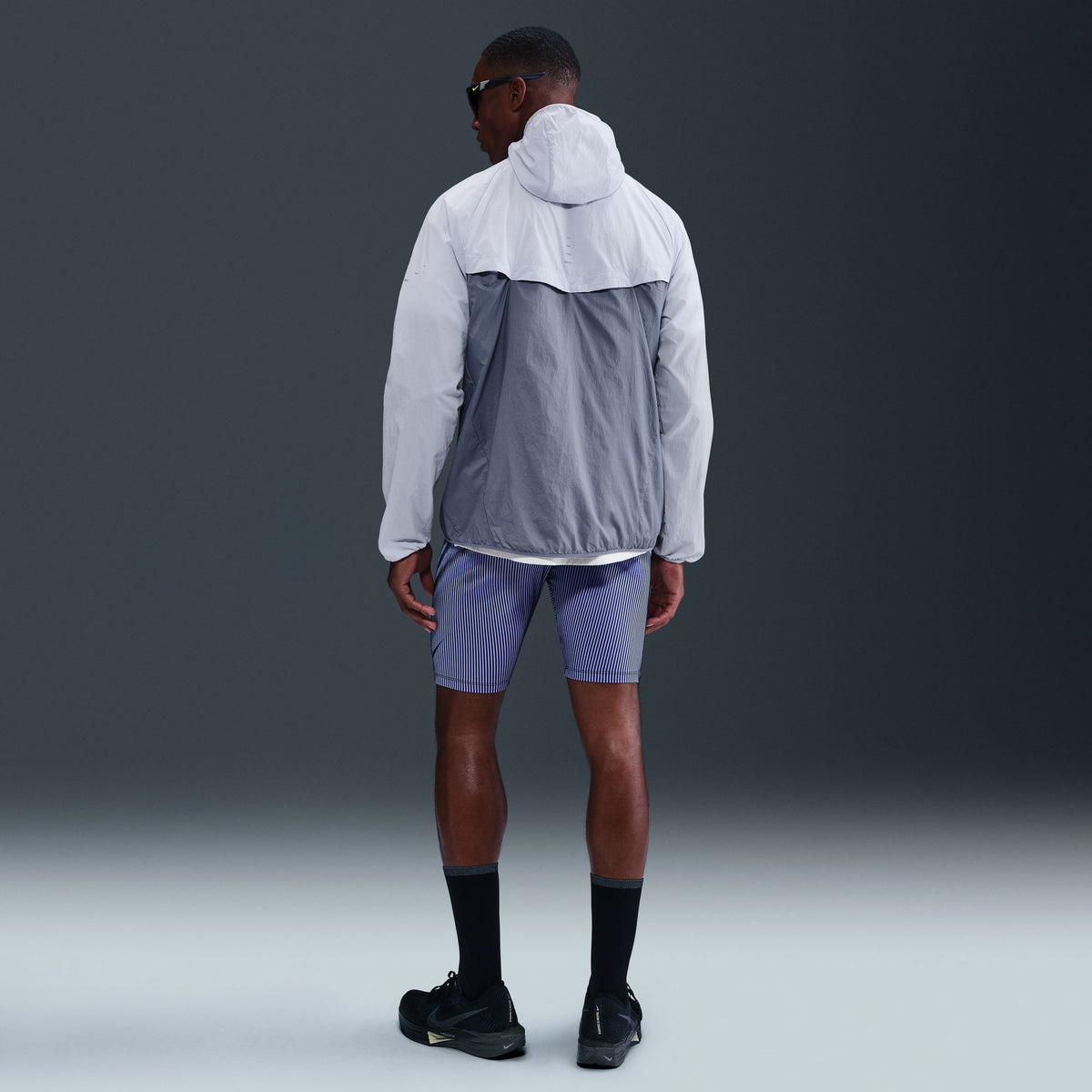 Nike Stride Repel UV Mens Running Jacket