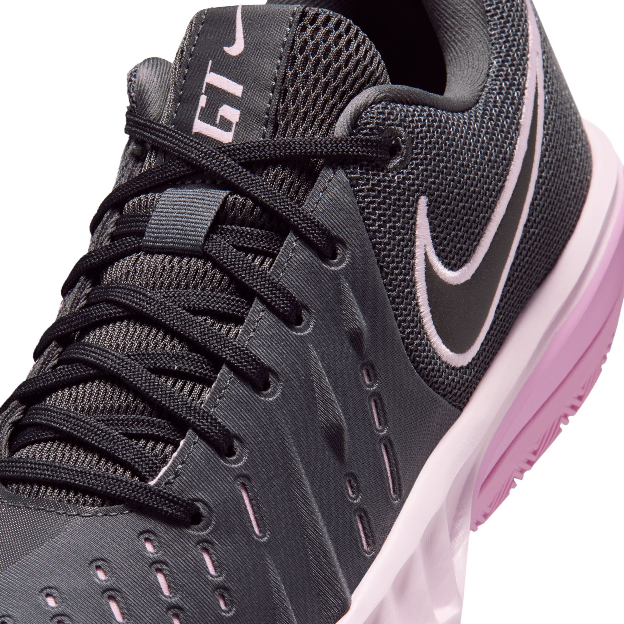 Nike G.T. Cut Academy 2 Mens Basketball Shoes