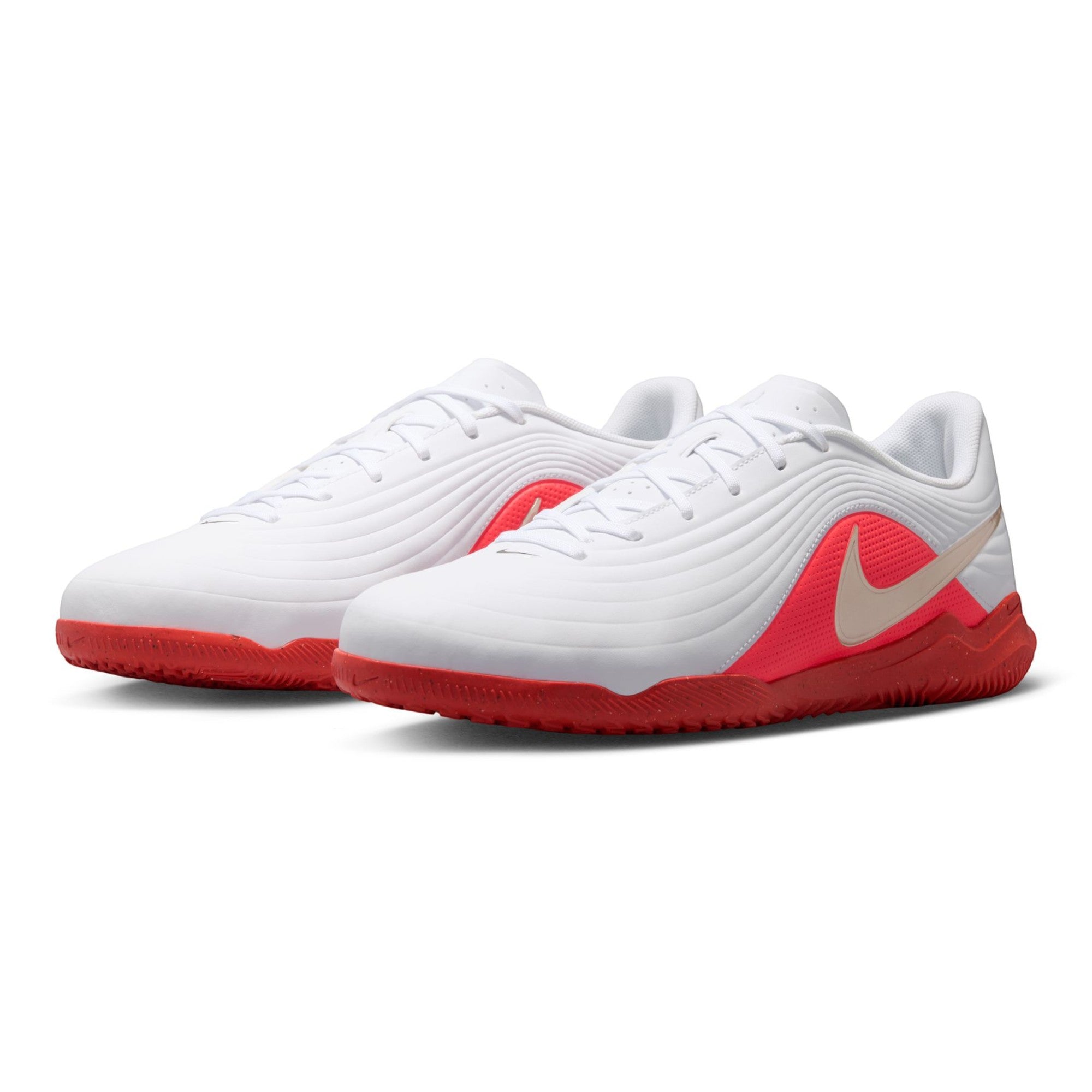 Nike Tiempo Maestro Club Indoor/Court Low-Top Mens Football Boots