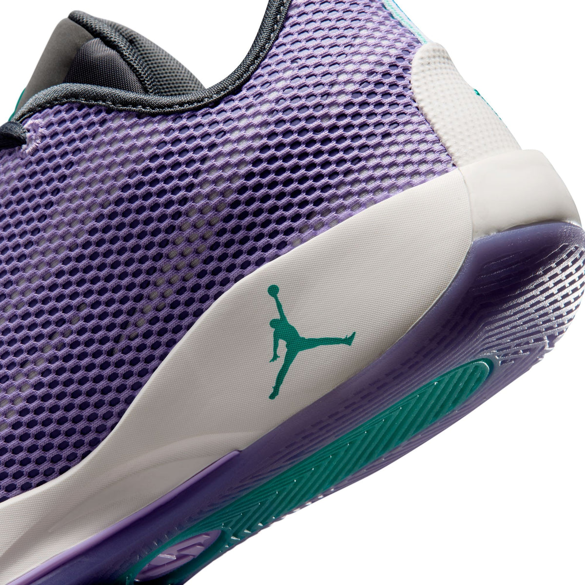 Jordan Luka 77 Mens Basketball Shoes
