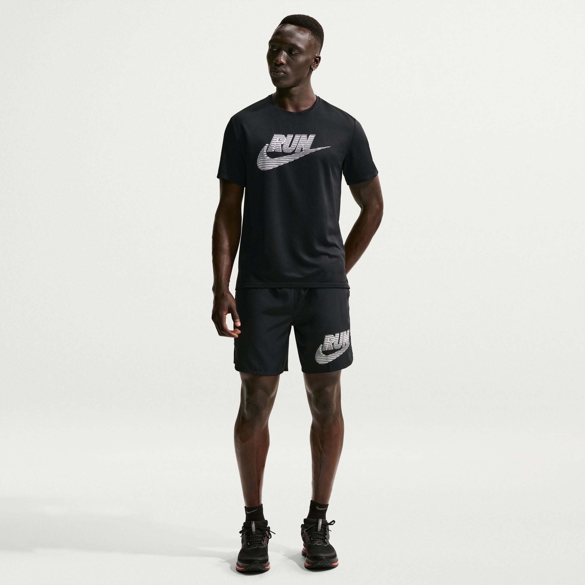 Nike Miler Dri-FIT UV Protection Mens Running Top