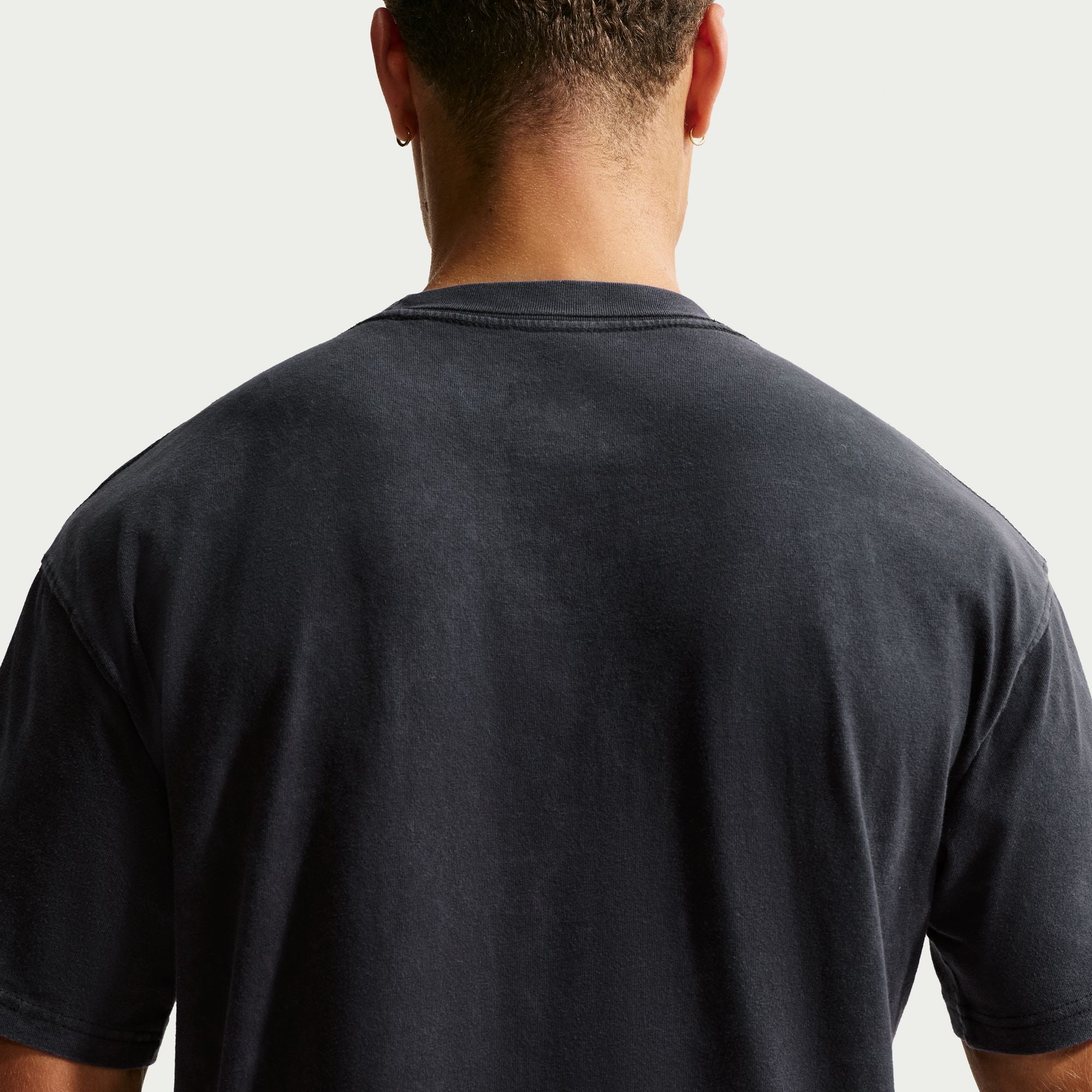 Nike Loose Fit Mens Training Tee