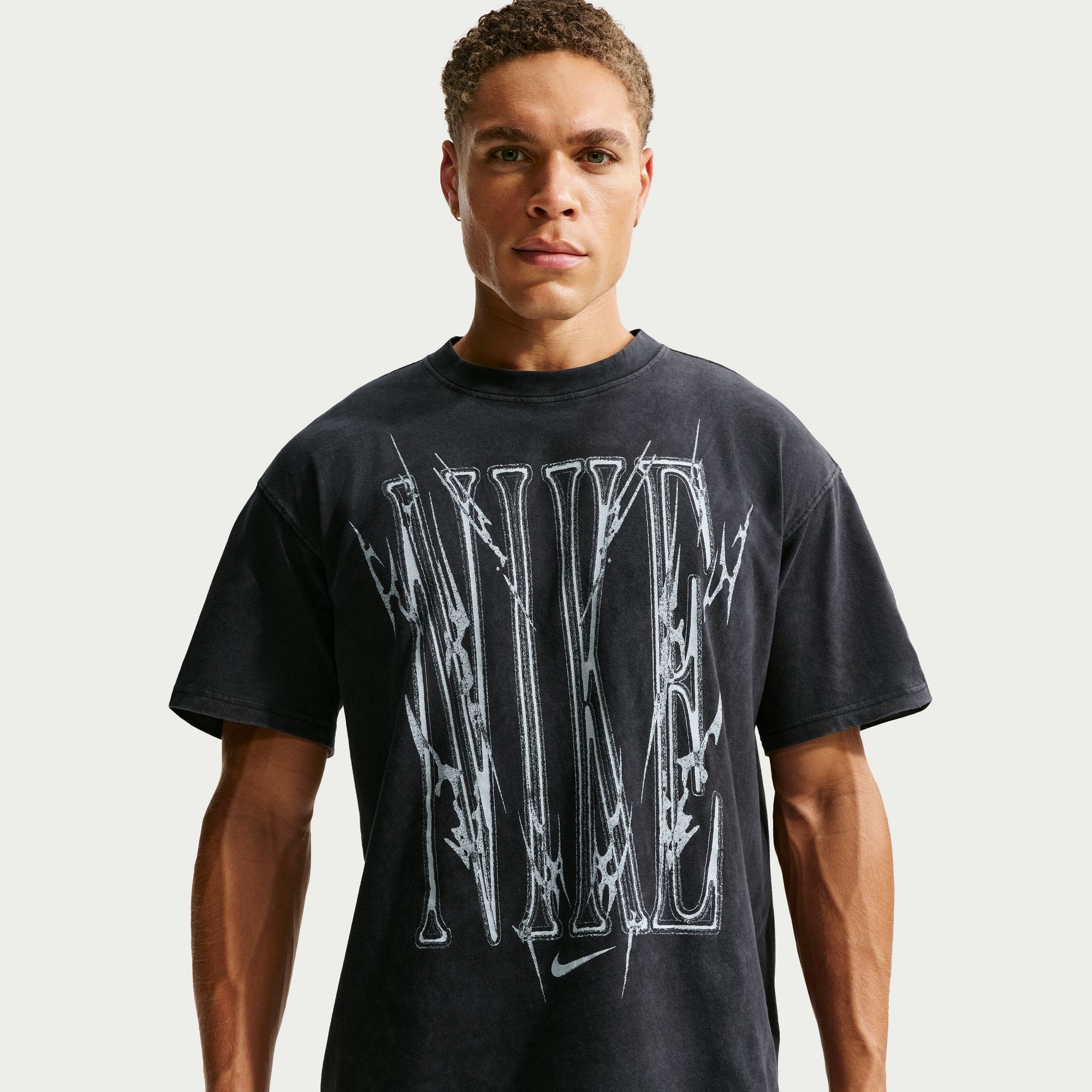Nike Loose Fit Mens Training Tee