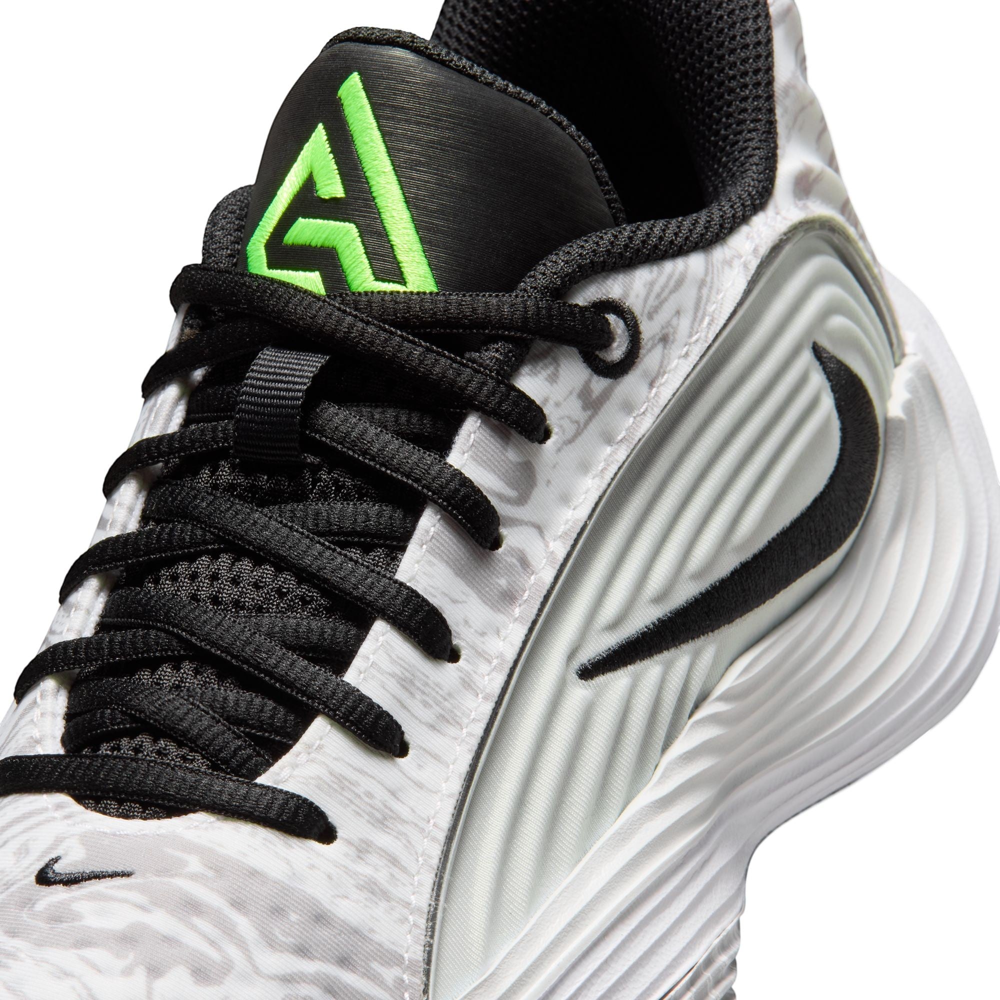 Nike Giannis Immortality 5 GS Kids Basketball Shoes