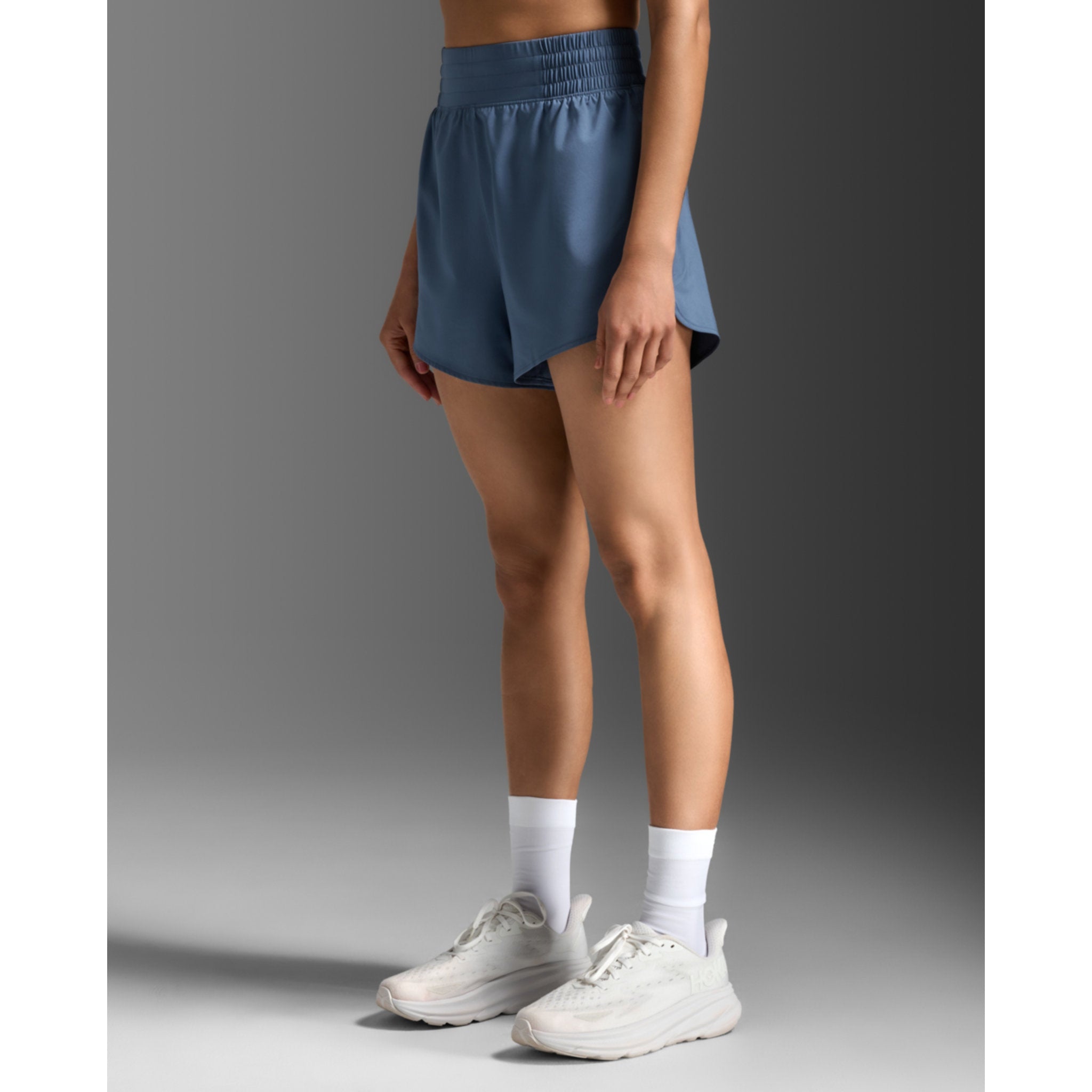 2XU Aero Hi-Rise 4 Inch Womens Shorts